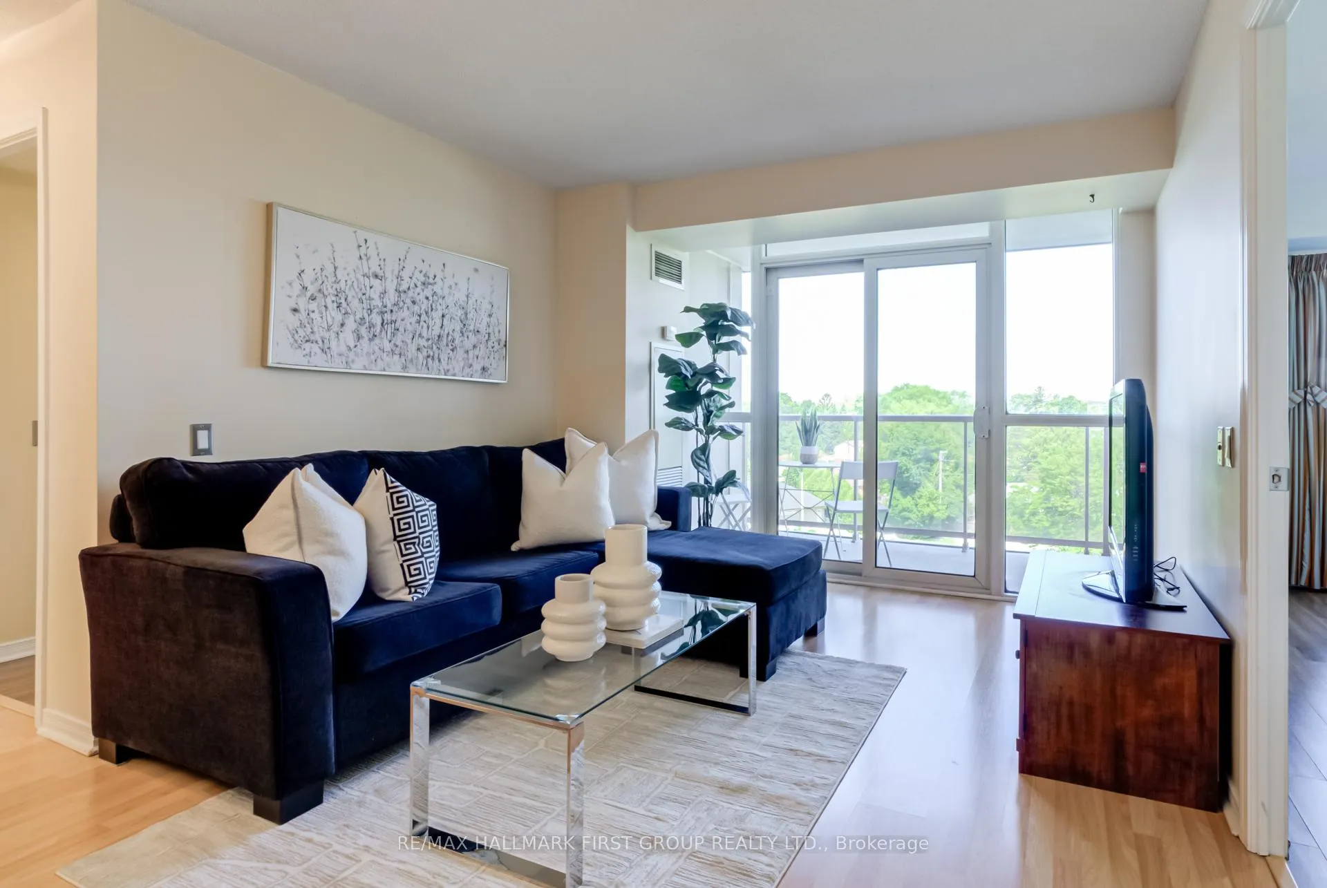 Photo 4 of Unit 601, 1200 The Esplanade, Pickering, Town Centre — HOMEH