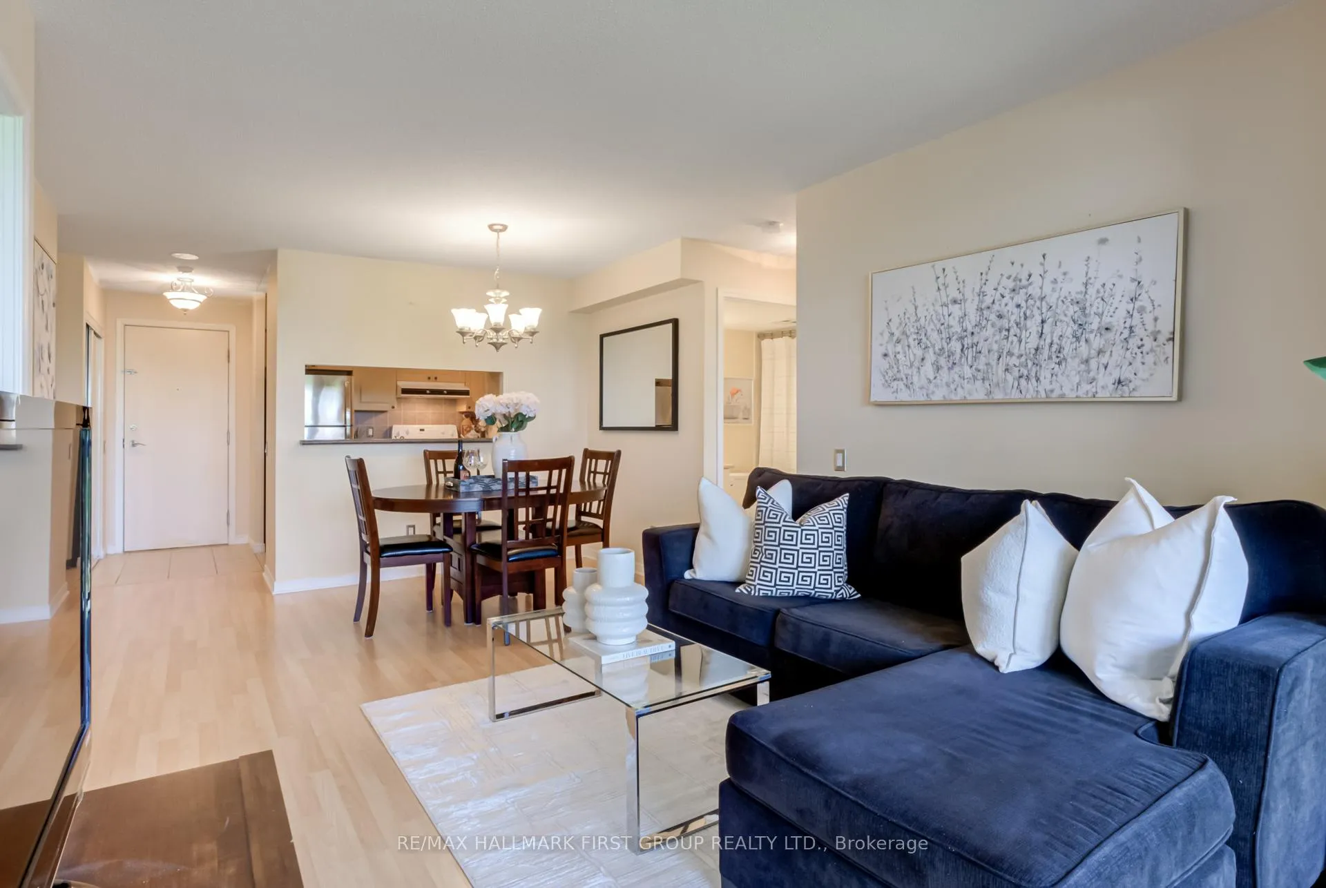 Photo 6 of Unit 601, 1200 The Esplanade, Pickering, Town Centre — HOMEH