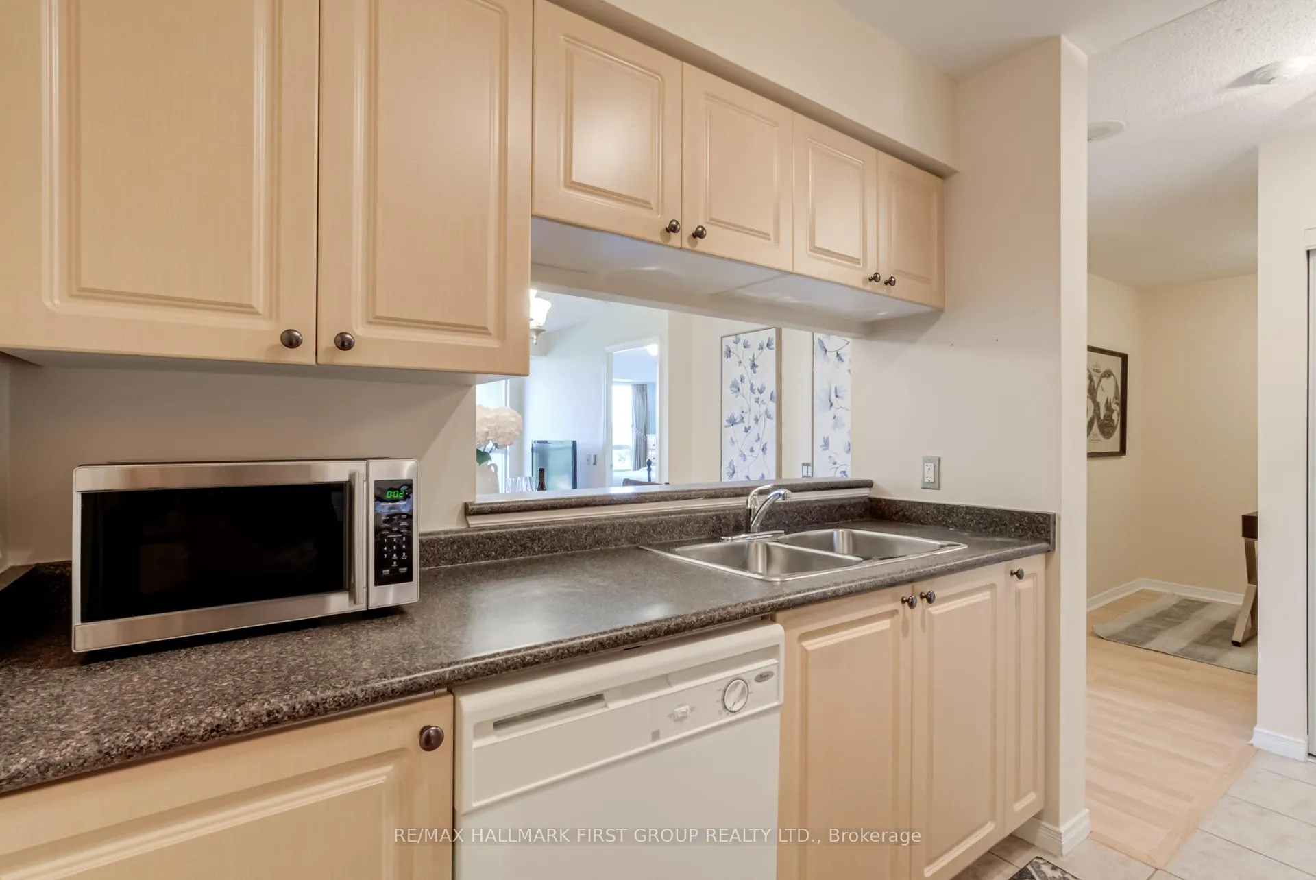 Photo 11 of Unit 601, 1200 The Esplanade, Pickering, Town Centre — HOMEH