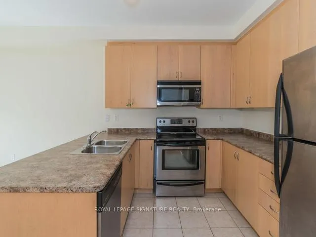 Photo 10 of 20 Gamla Road, Vaughan, Patterson — HOMEH