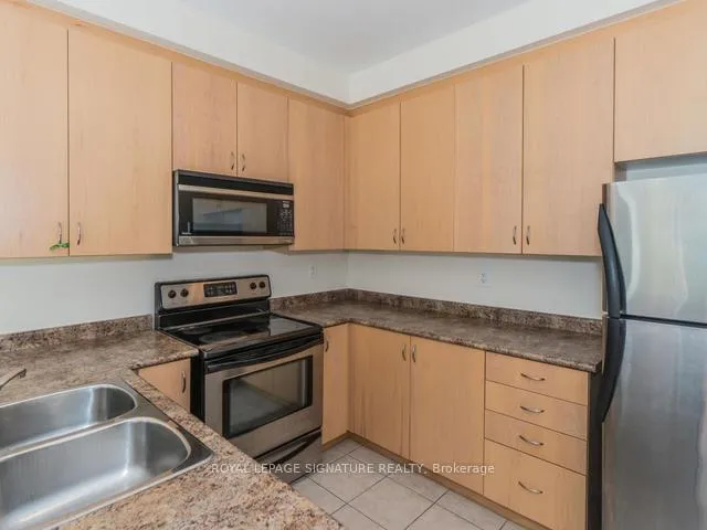 Photo 12 of 20 Gamla Road, Vaughan, Patterson — HOMEH