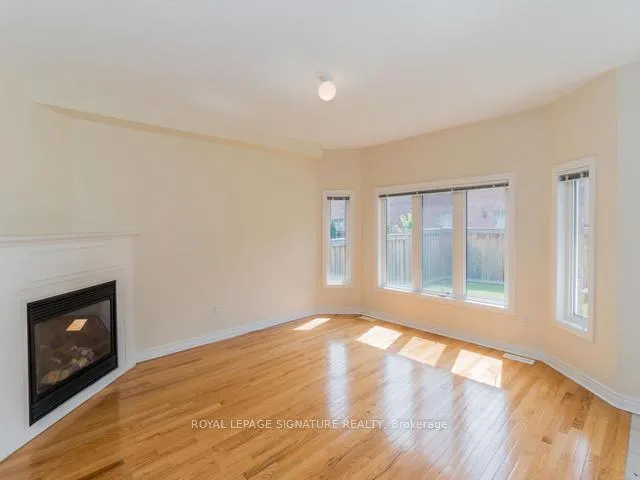 Photo 15 of 20 Gamla Road, Vaughan, Patterson — HOMEH