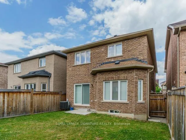 Photo 36 of 20 Gamla Road, Vaughan, Patterson — HOMEH