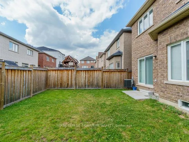 Photo 39 of 20 Gamla Road, Vaughan, Patterson — HOMEH
