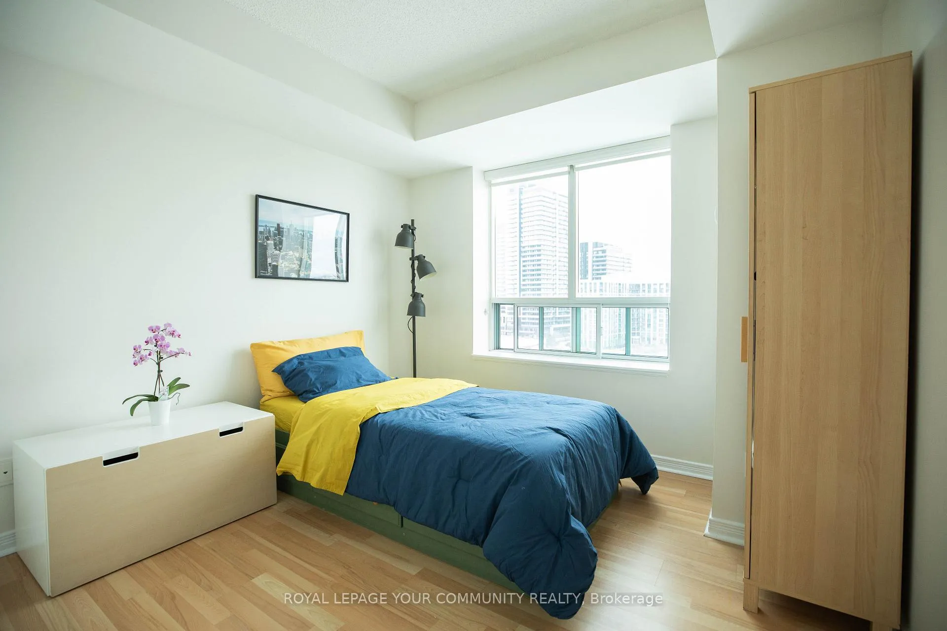 Photo 14 of Unit 1004, 11 Oneida Crescent, Richmond Hill, Langstaff — HOMEH