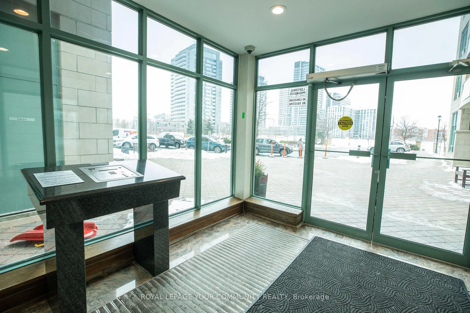 Photo 34 of Unit 1004, 11 Oneida Crescent, Richmond Hill, Langstaff — HOMEH