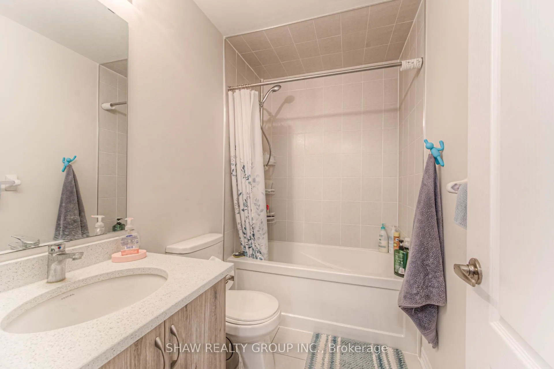 Photo 16 of Unit 2, 120 Watson Parkway, Guelph, Grange Road — HOMEH