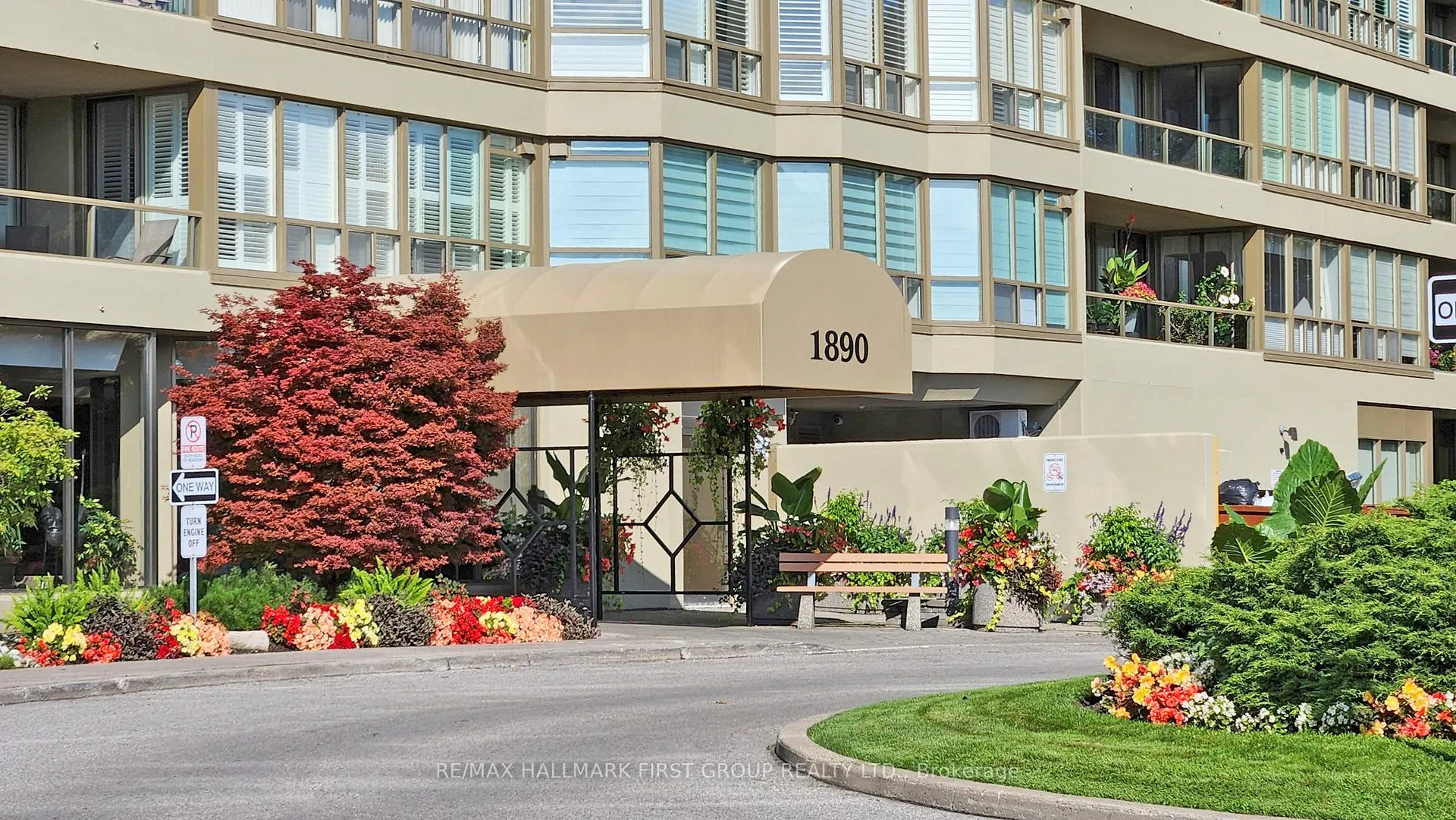 Photo 4 of Unit 508, 1890 Valley Farm Road, Pickering, Town Centre — HOMEH