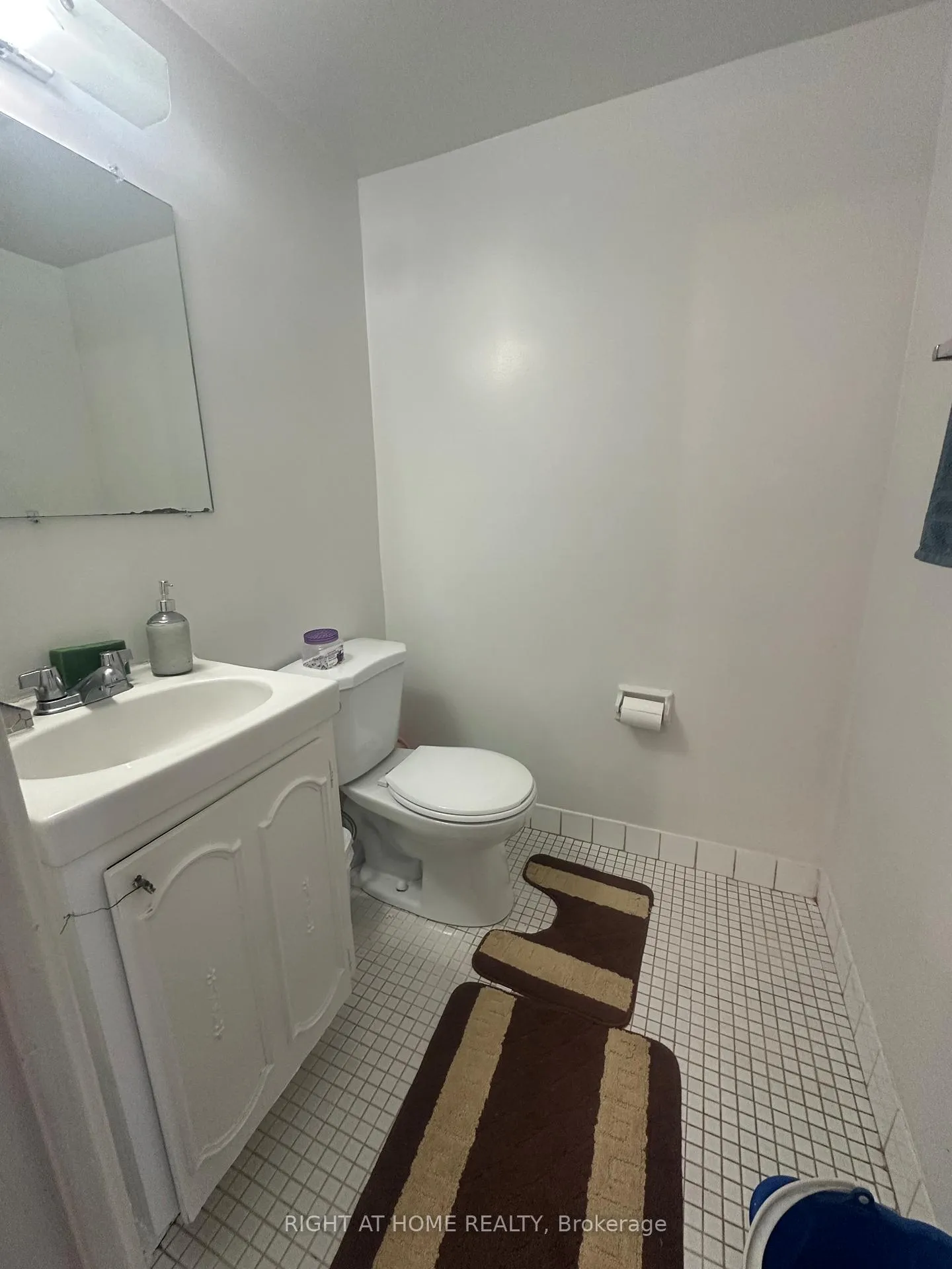 Photo 14 of Unit 1403, 20 Edgecliff Golfway, Toronto, Flemingdon Park — HOMEH