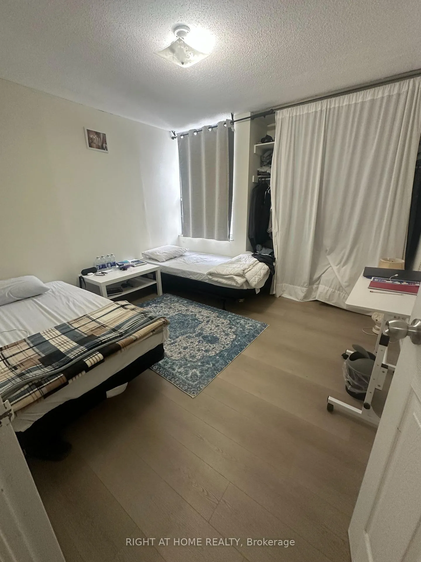 Photo 15 of Unit 1403, 20 Edgecliff Golfway, Toronto, Flemingdon Park — HOMEH