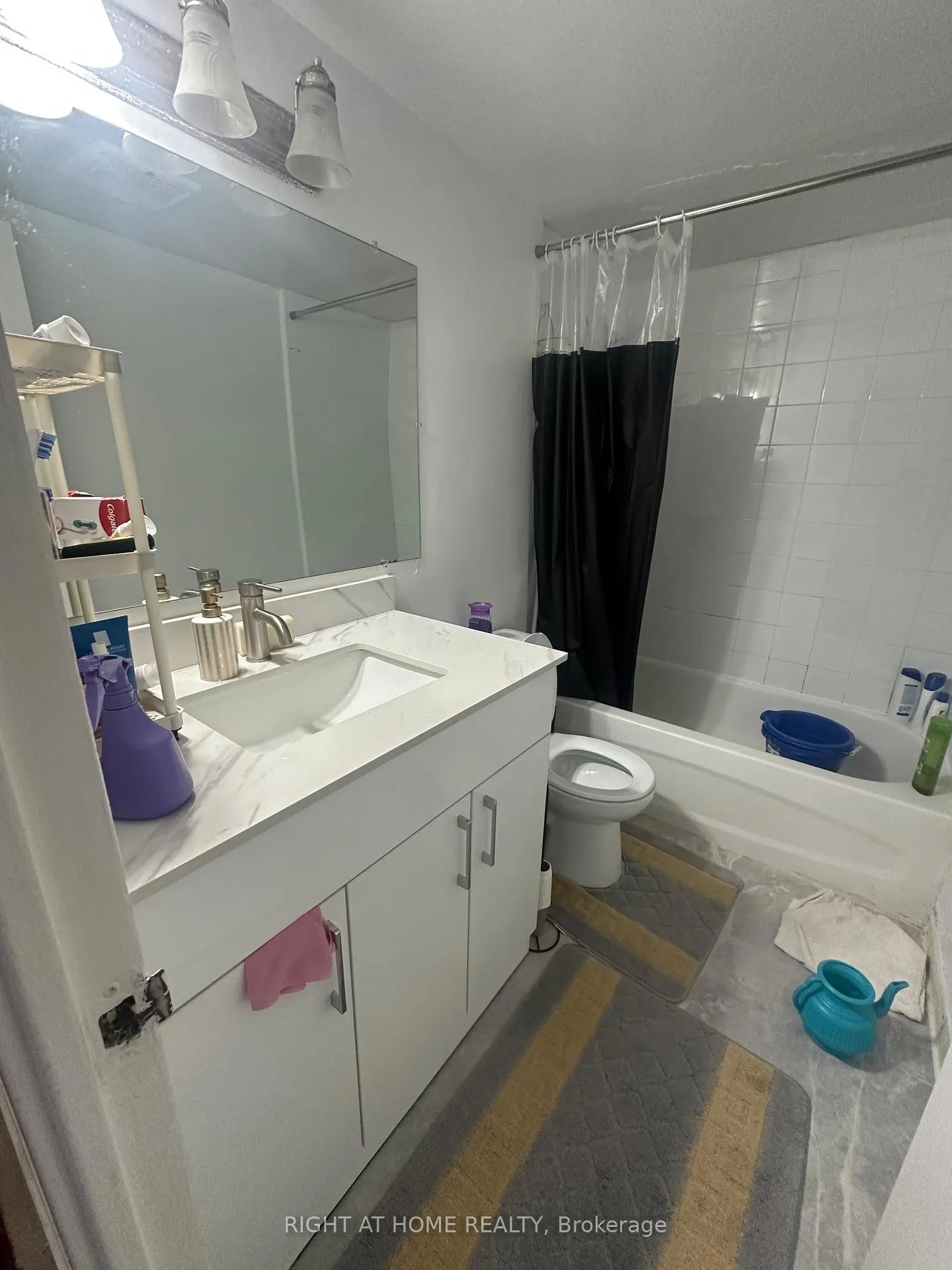 Photo 18 of Unit 1403, 20 Edgecliff Golfway, Toronto, Flemingdon Park — HOMEH
