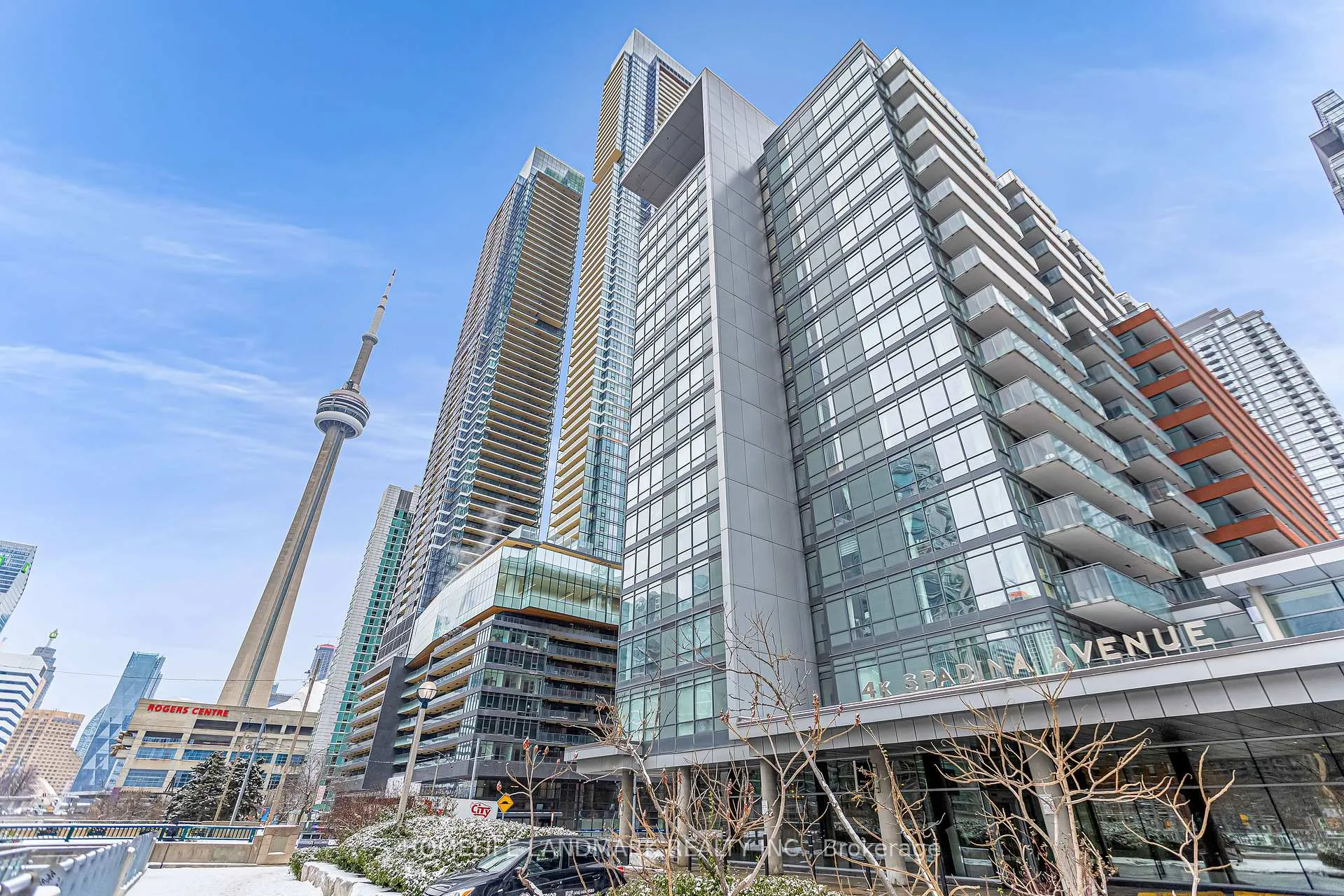 Front of Unit unit 811, 4K Spadina Avenue