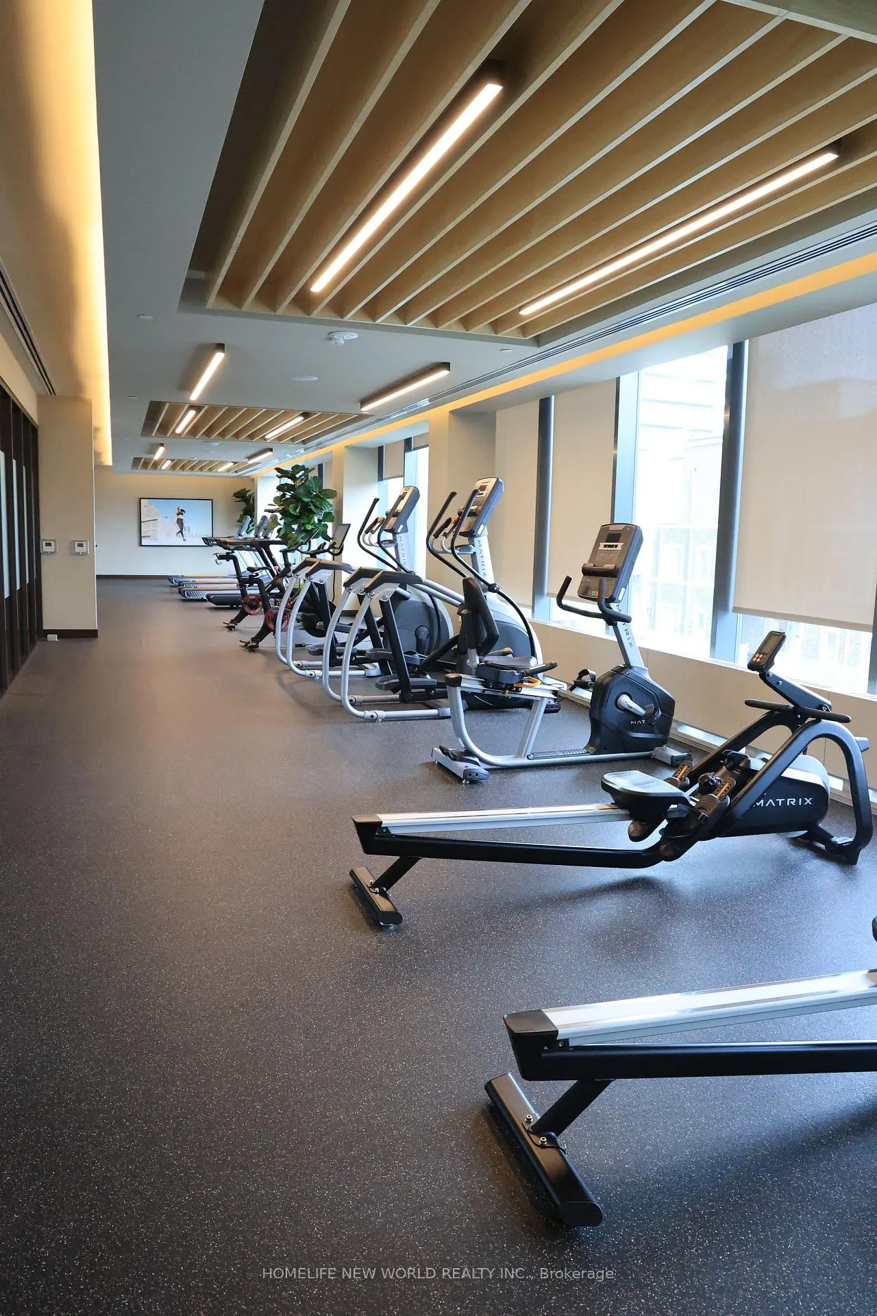 Photo 12 of Unit 1703, 38 Honeycrisp Crescent, Vaughan, Vaughan Corporate Centre — HOMEH