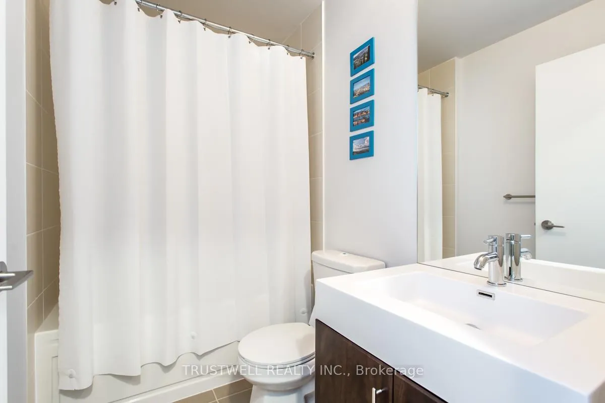 Photo 17 of Unit PH21, 35 Brian Peck Crescent, Toronto, Thorncliffe Park — HOMEH