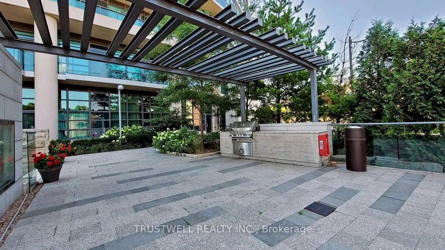 Photo 29 of Unit PH21, 35 Brian Peck Crescent, Toronto, Thorncliffe Park — HOMEH