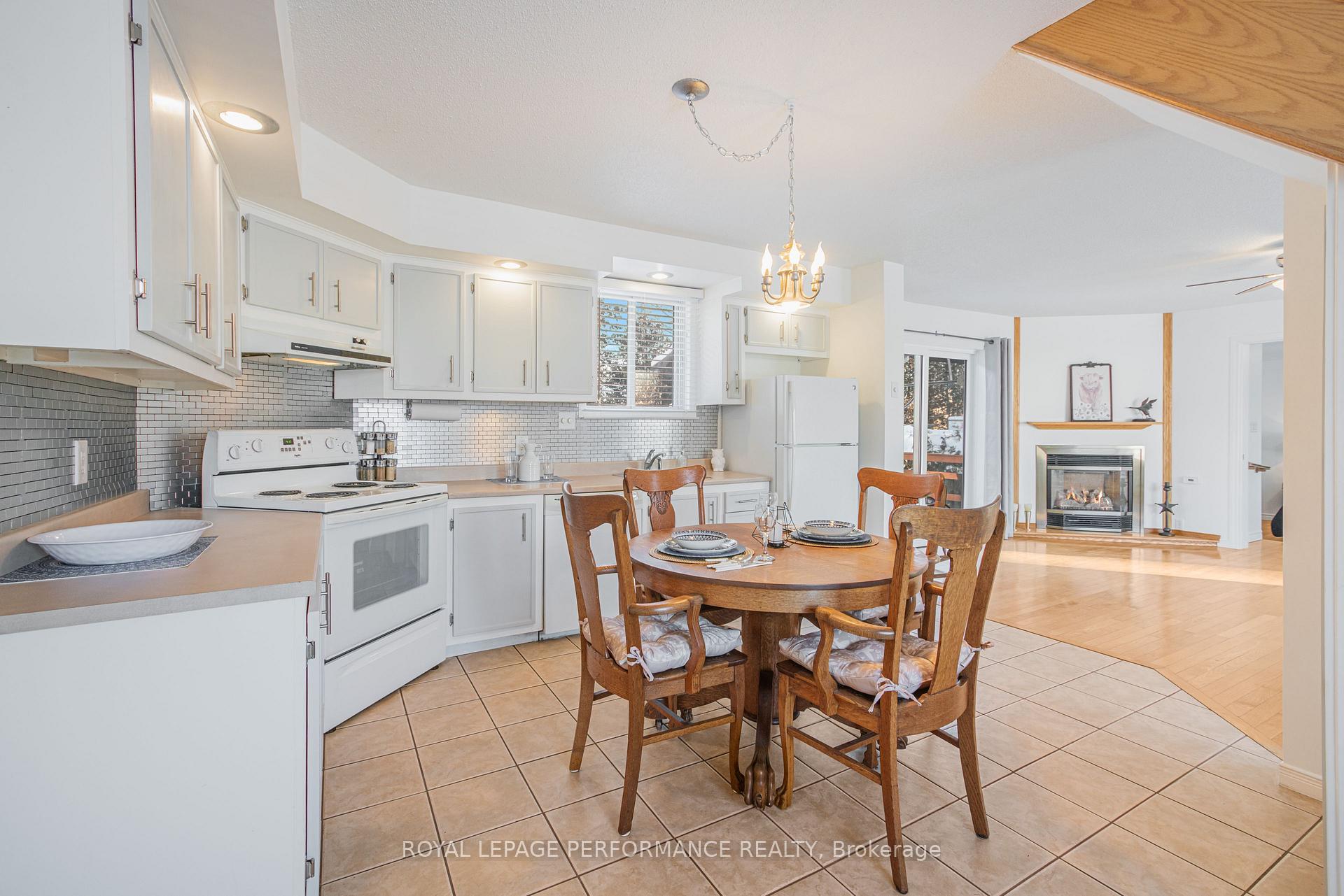 Photo 7 of 1731 Henry Crescent, Champlain, Champlain Twp — HOMEH