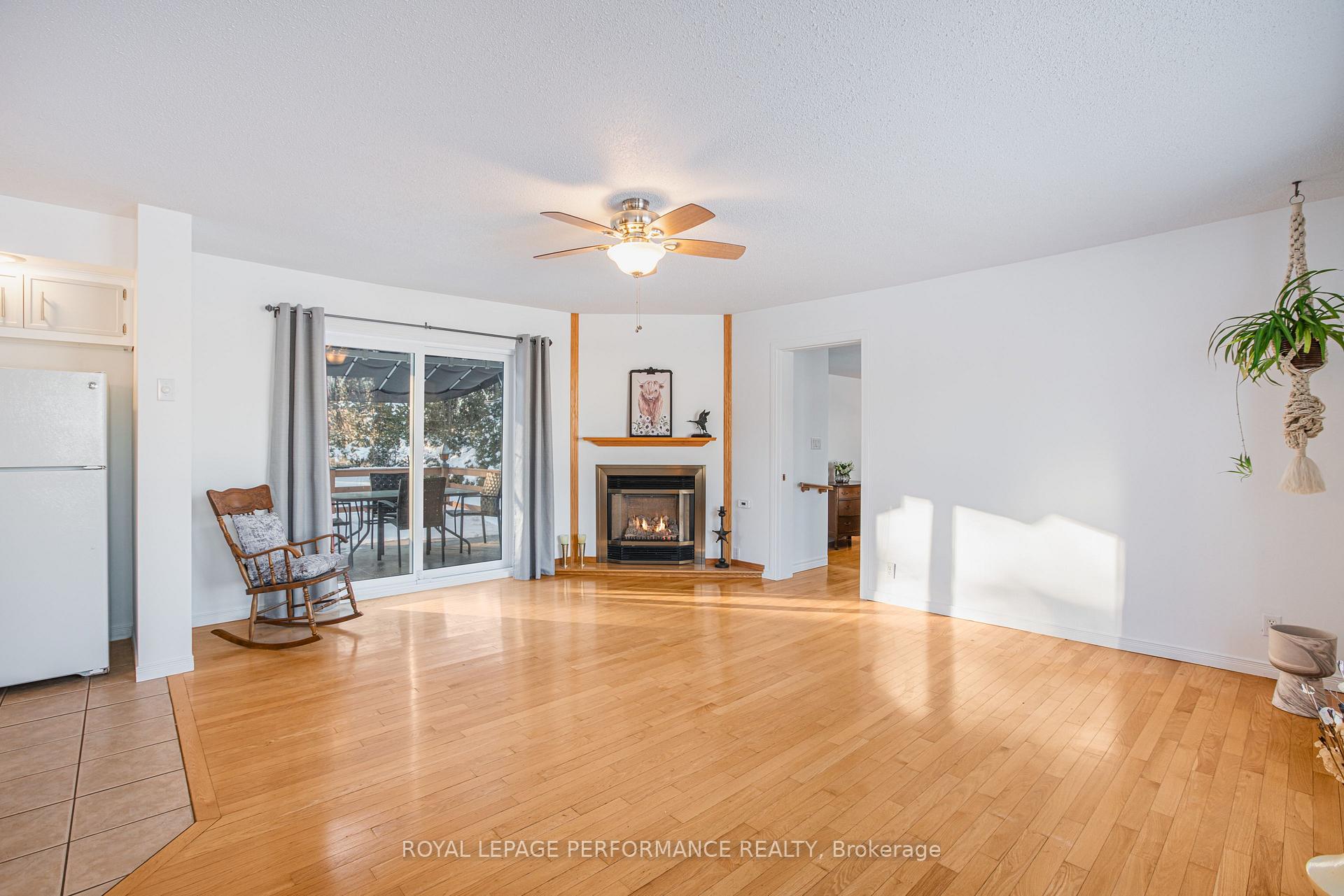 Photo 17 of 1731 Henry Crescent, Champlain, Champlain Twp — HOMEH