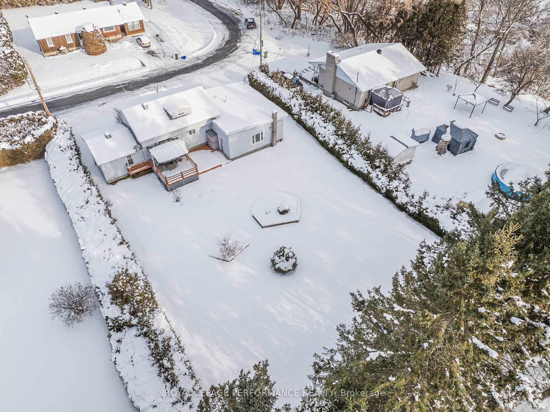 Photo 33 of 1731 Henry Crescent, Champlain, Champlain Twp — HOMEH
