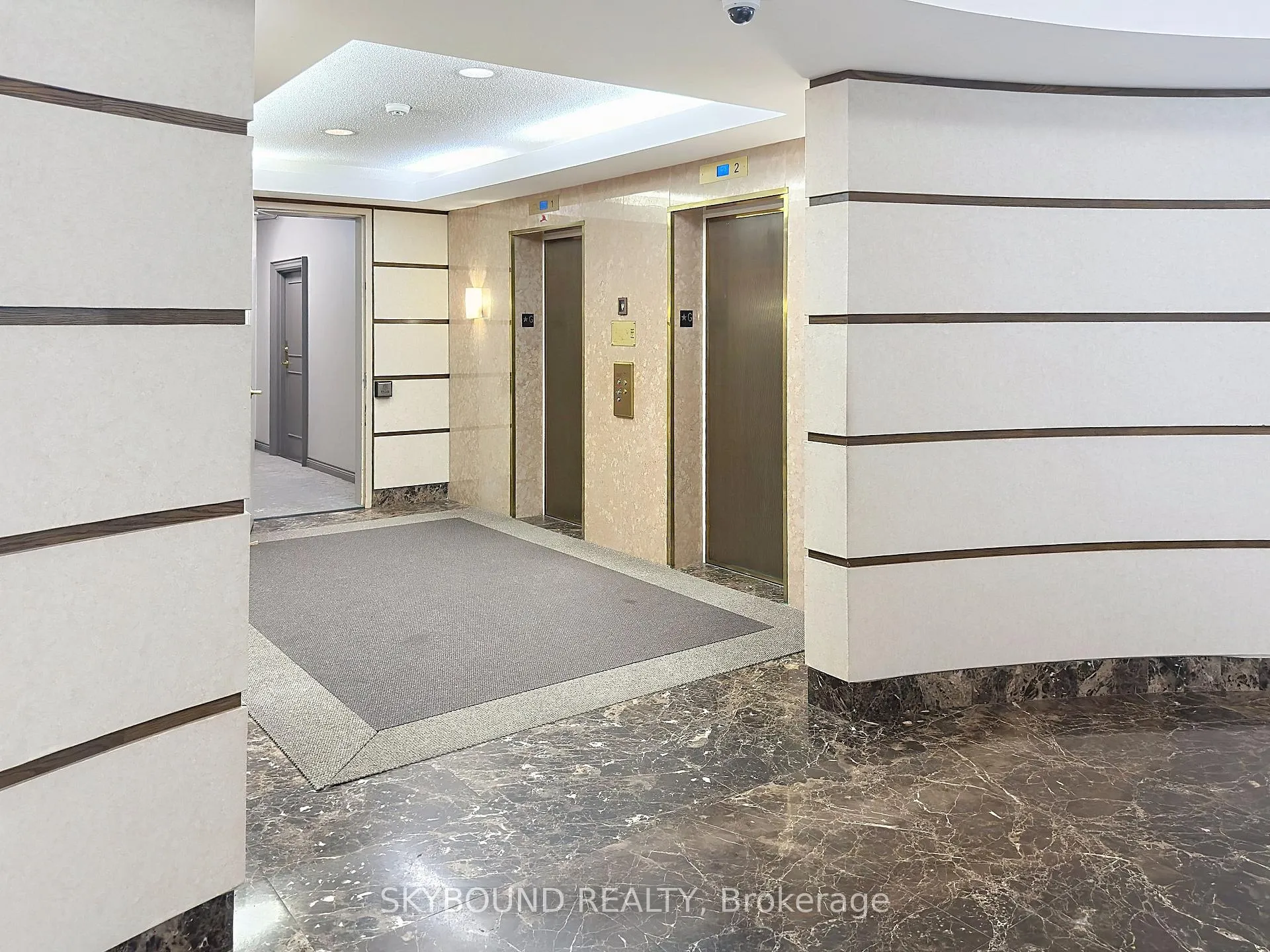 Photo 3 of Unit #224, 95 Prince Arthur Avenue, Toronto, The Annex — HOMEH