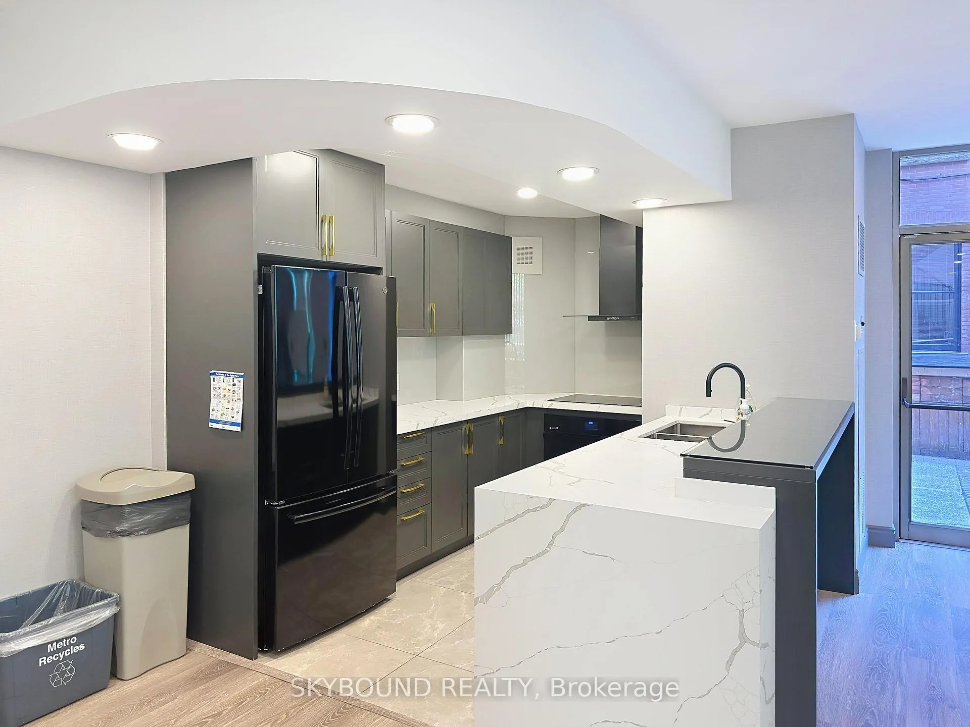Photo 24 of Unit #224, 95 Prince Arthur Avenue, Toronto, The Annex — HOMEH