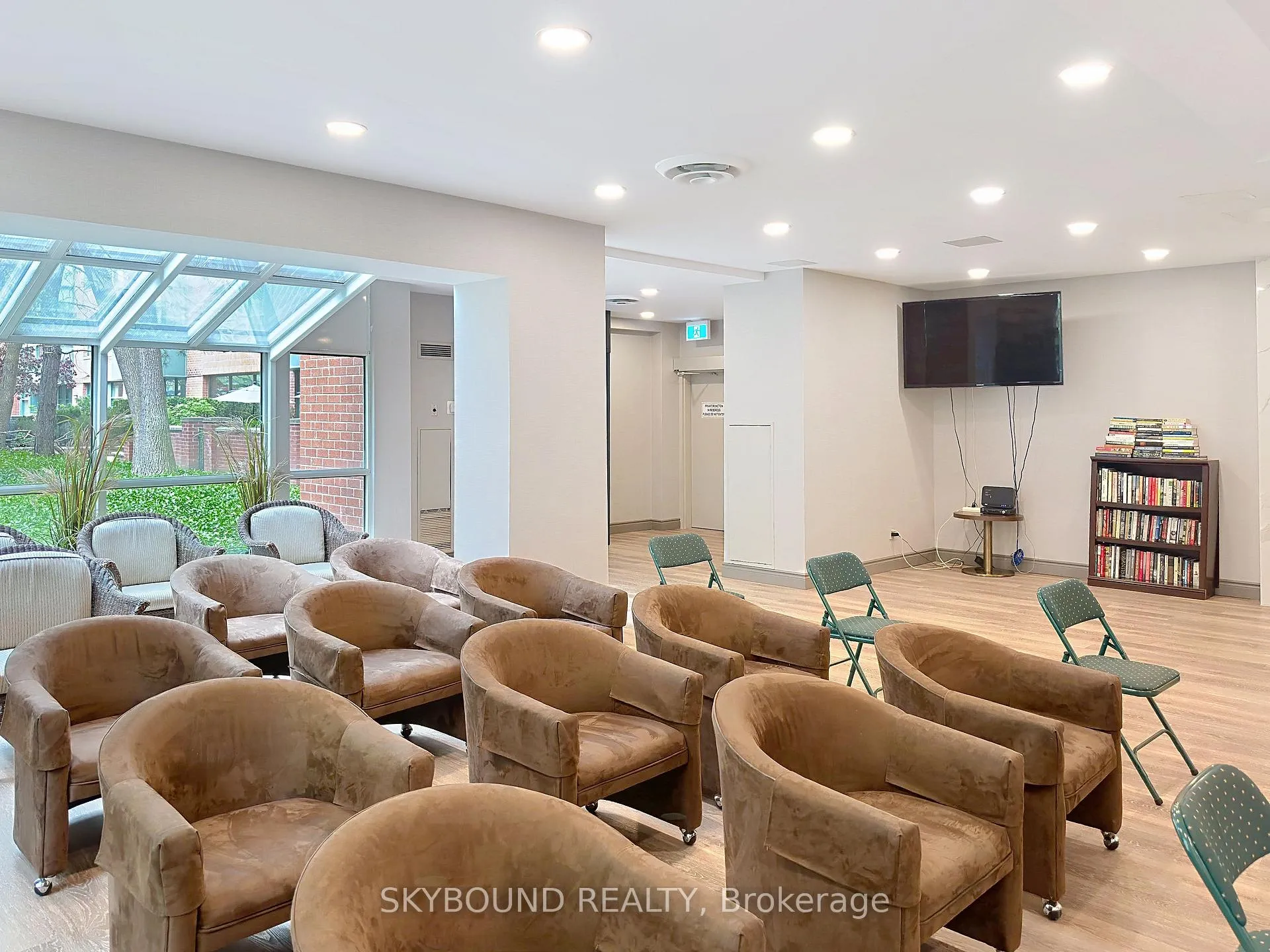 Photo 26 of Unit #224, 95 Prince Arthur Avenue, Toronto, The Annex — HOMEH