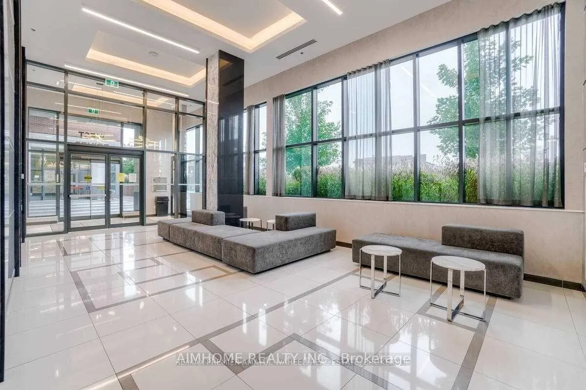 Photo 5 of Unit 807, 99 Eagle Rock Way, Vaughan, Maple — HOMEH