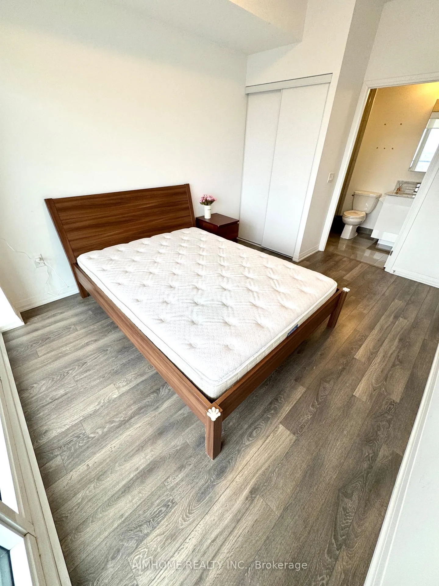 Photo 25 of Unit 807, 99 Eagle Rock Way, Vaughan, Maple — HOMEH