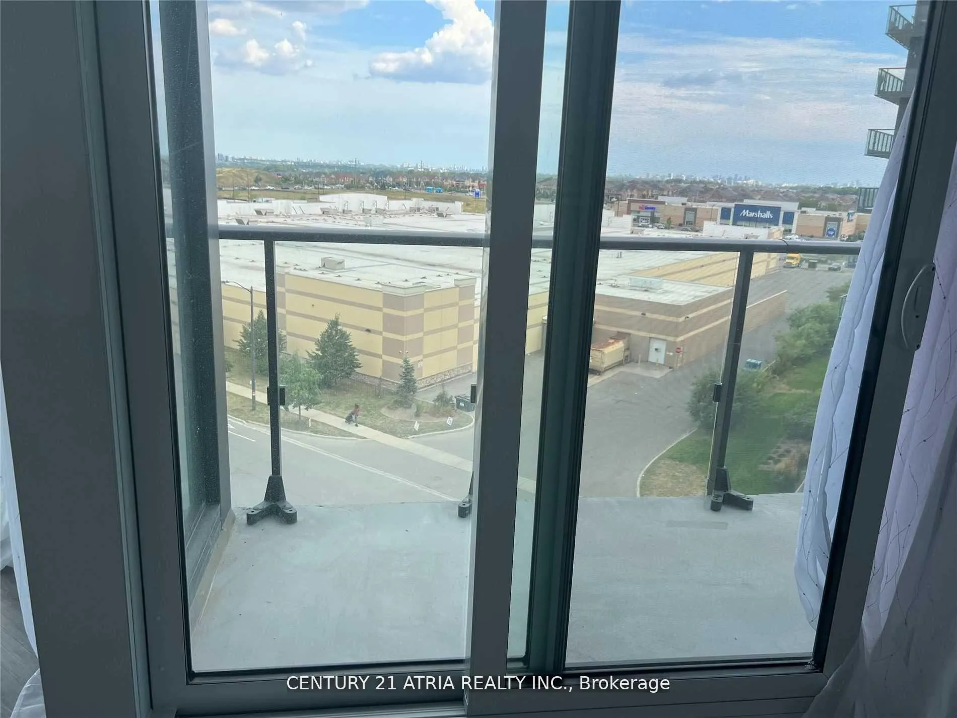 Photo 8 of Unit 605, 100 Eagle Rock Way S, Vaughan, Rural Vaughan — HOMEH