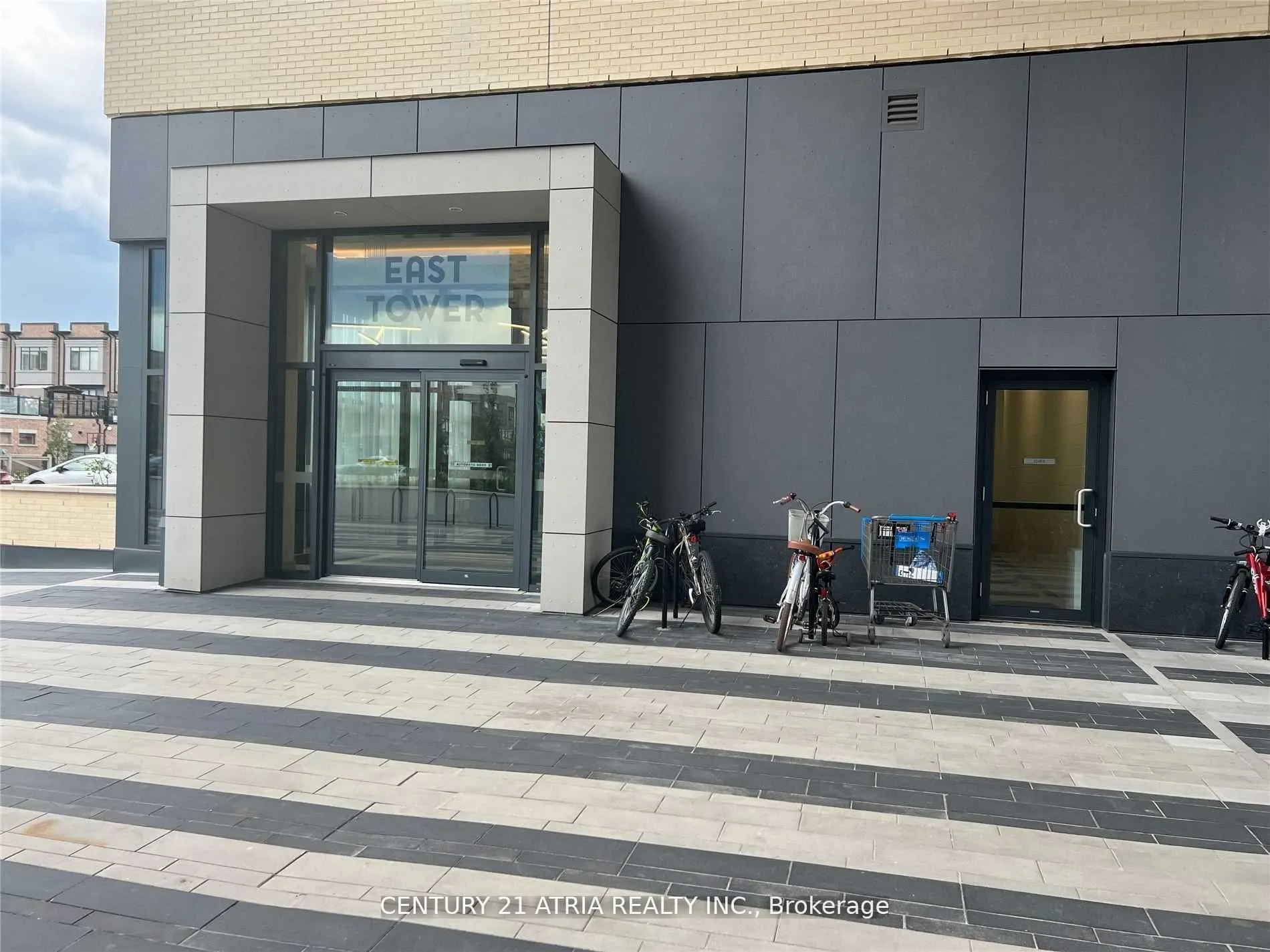 Photo 11 of Unit 605, 100 Eagle Rock Way S, Vaughan, Rural Vaughan — HOMEH