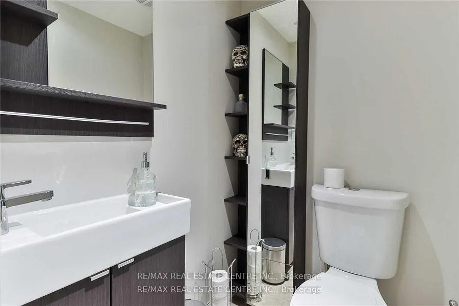 Photo 17 of Unit 5, 823 Dundas Street E, Toronto, South Riverdale — HOMEH
