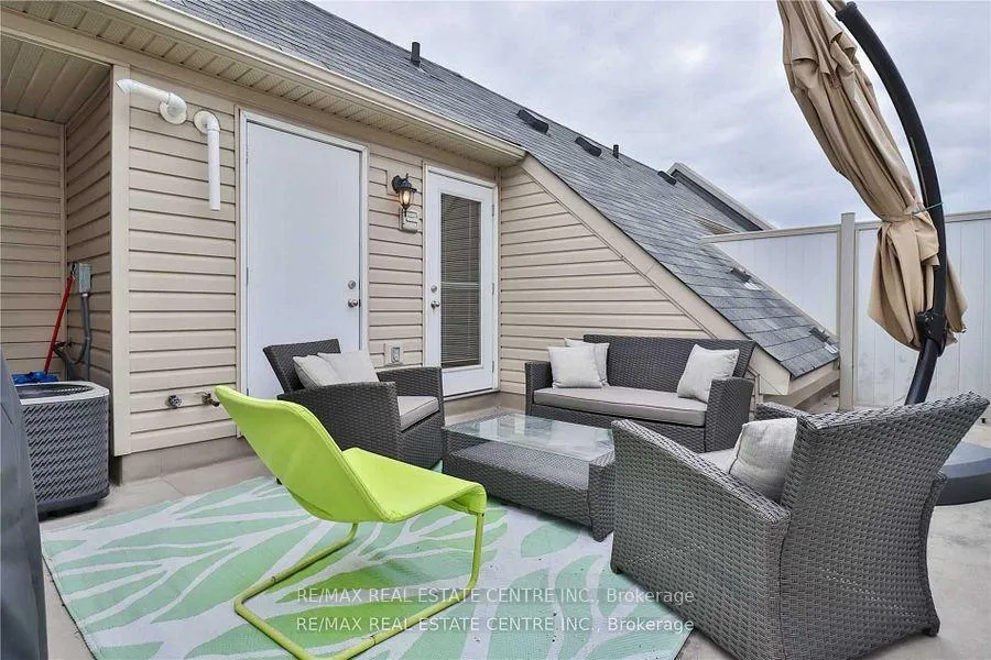 Photo 26 of Unit 5, 823 Dundas Street E, Toronto, South Riverdale — HOMEH