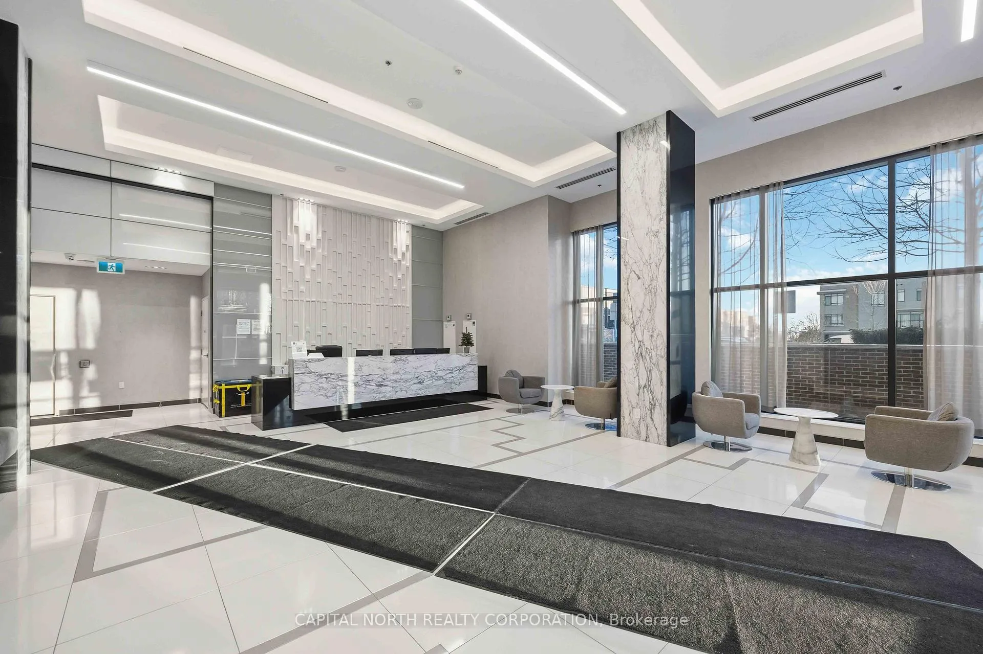Photo 4 of Unit 525, 99 Eagle Rock Way, Vaughan, Rural Vaughan — HOMEH
