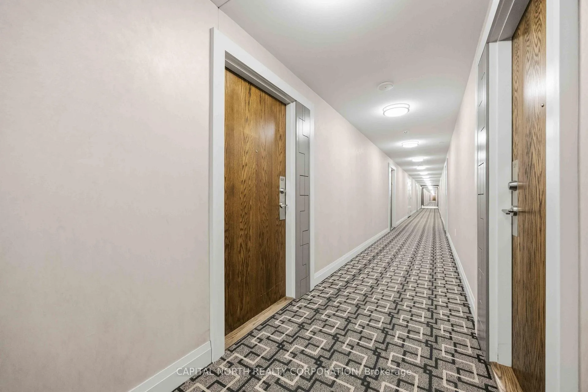 Photo 5 of Unit 525, 99 Eagle Rock Way, Vaughan, Rural Vaughan — HOMEH