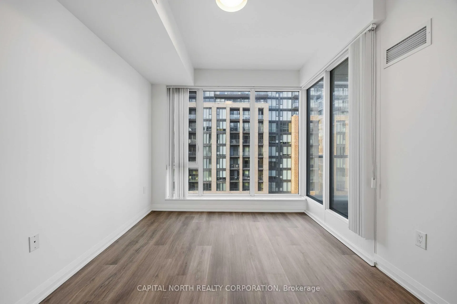 Photo 23 of Unit 525, 99 Eagle Rock Way, Vaughan, Rural Vaughan — HOMEH