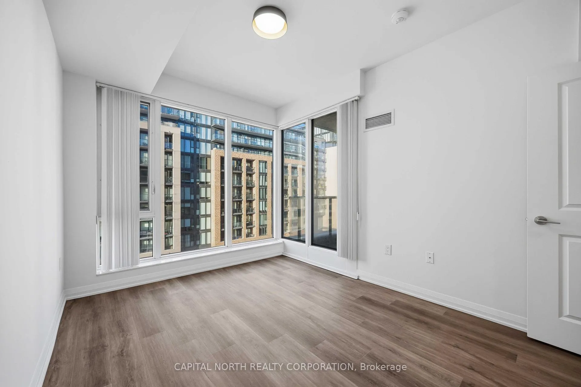 Photo 24 of Unit 525, 99 Eagle Rock Way, Vaughan, Rural Vaughan — HOMEH