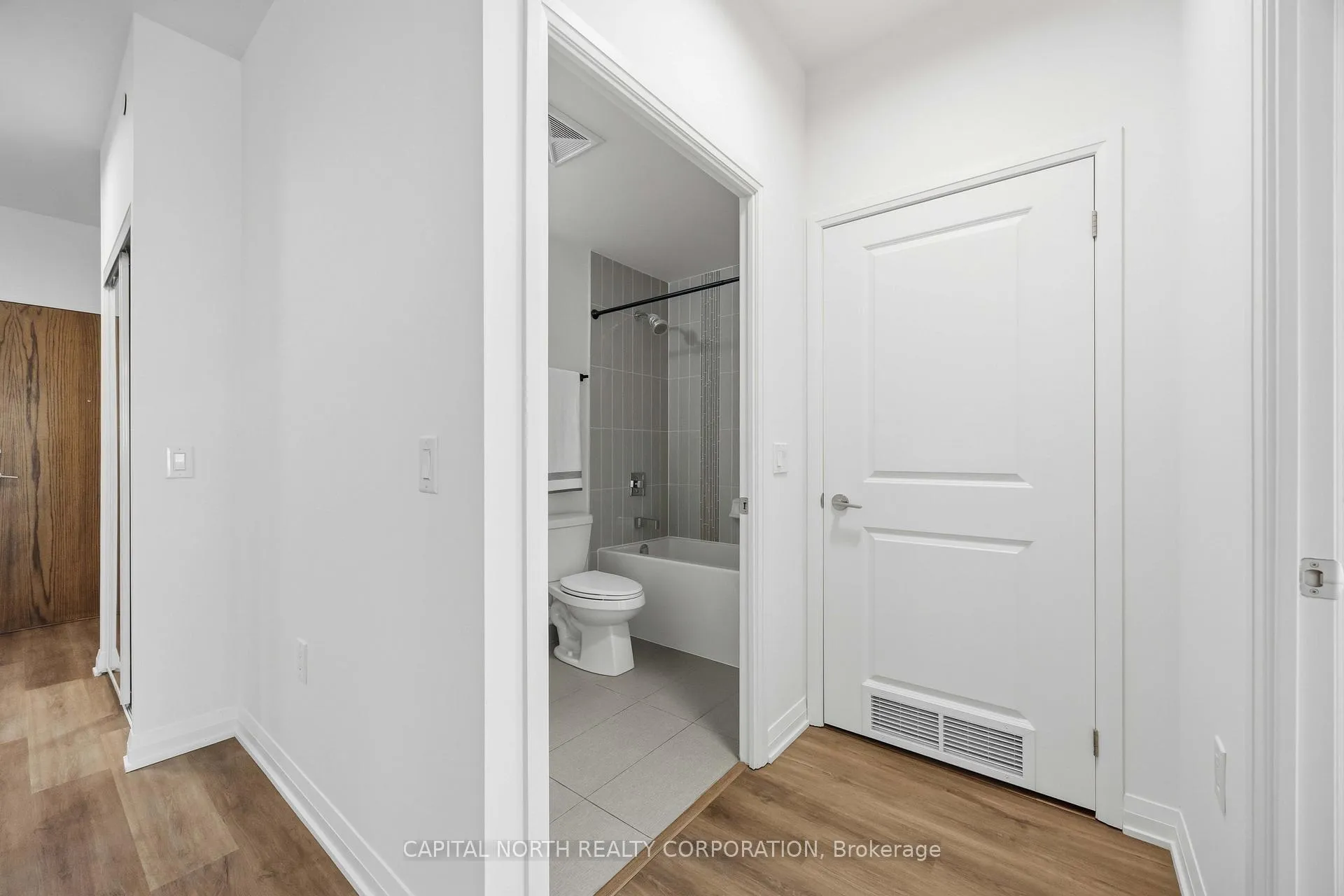 Photo 25 of Unit 525, 99 Eagle Rock Way, Vaughan, Rural Vaughan — HOMEH