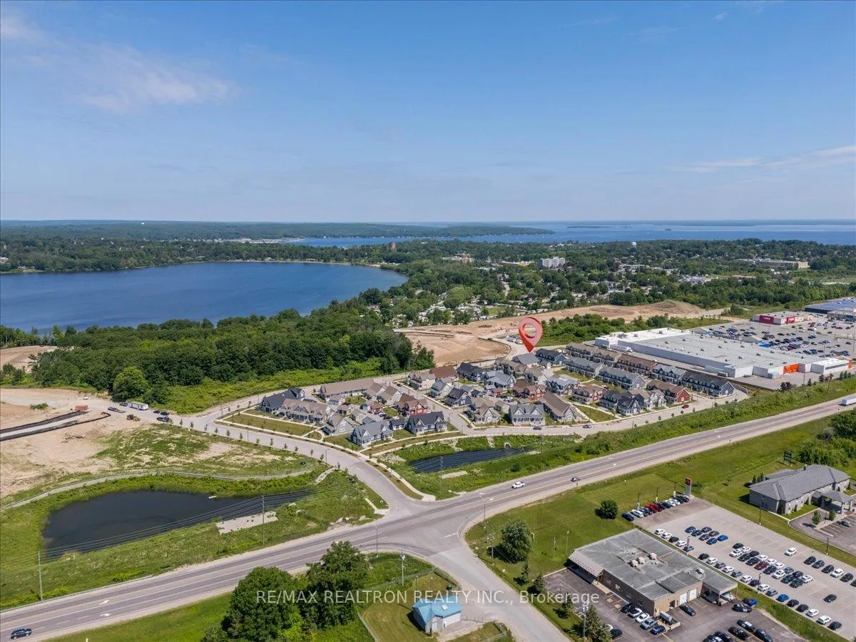 Photo 34 of 2 Danielle Crescent, Midland — HOMEH