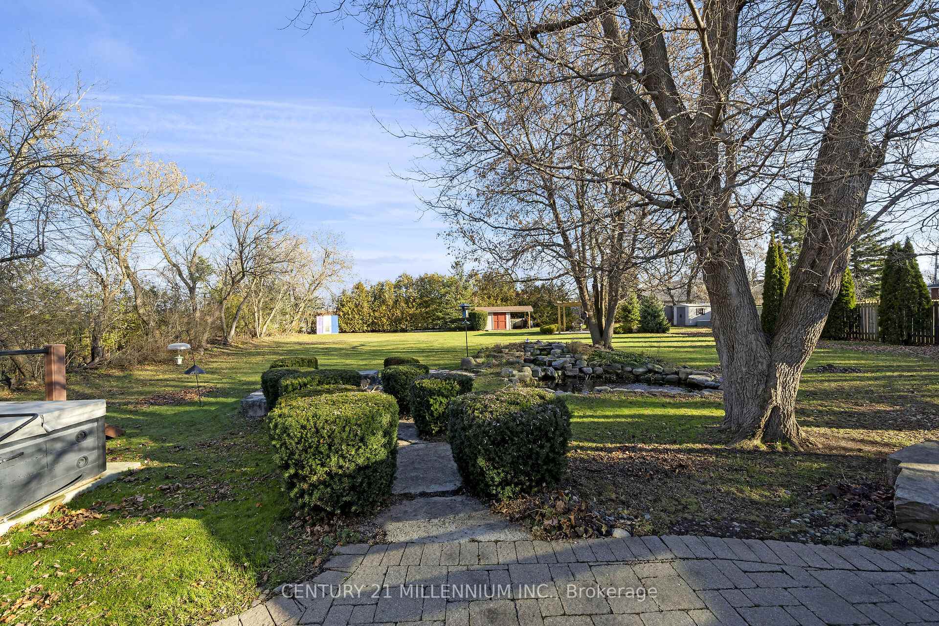 Photo 33 of 23 Woolen Mill Lane, Erin, Hillsburgh — HOMEH