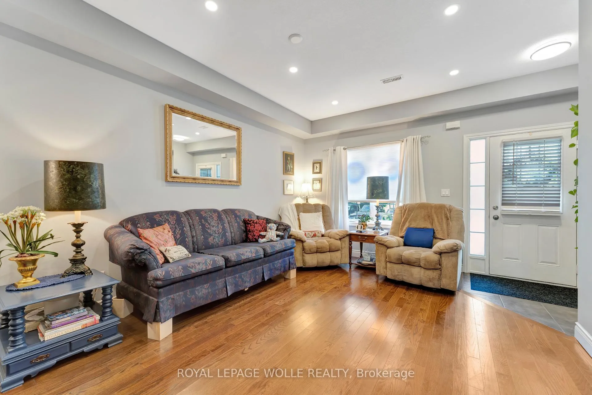 Photo 4 of Unit 1A, 38 Howe Drive, Kitchener — HOMEH