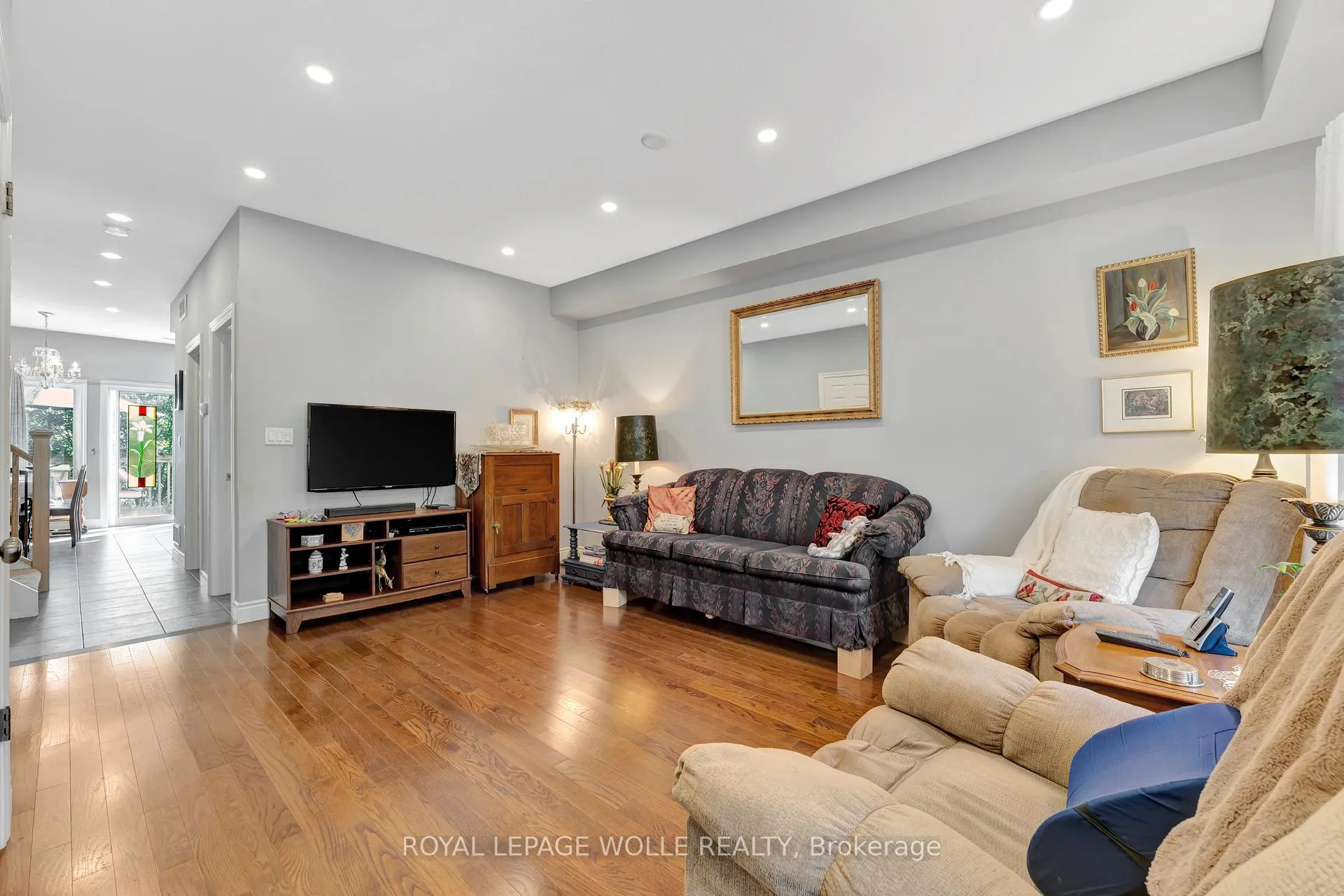 Photo 5 of Unit 1A, 38 Howe Drive, Kitchener — HOMEH