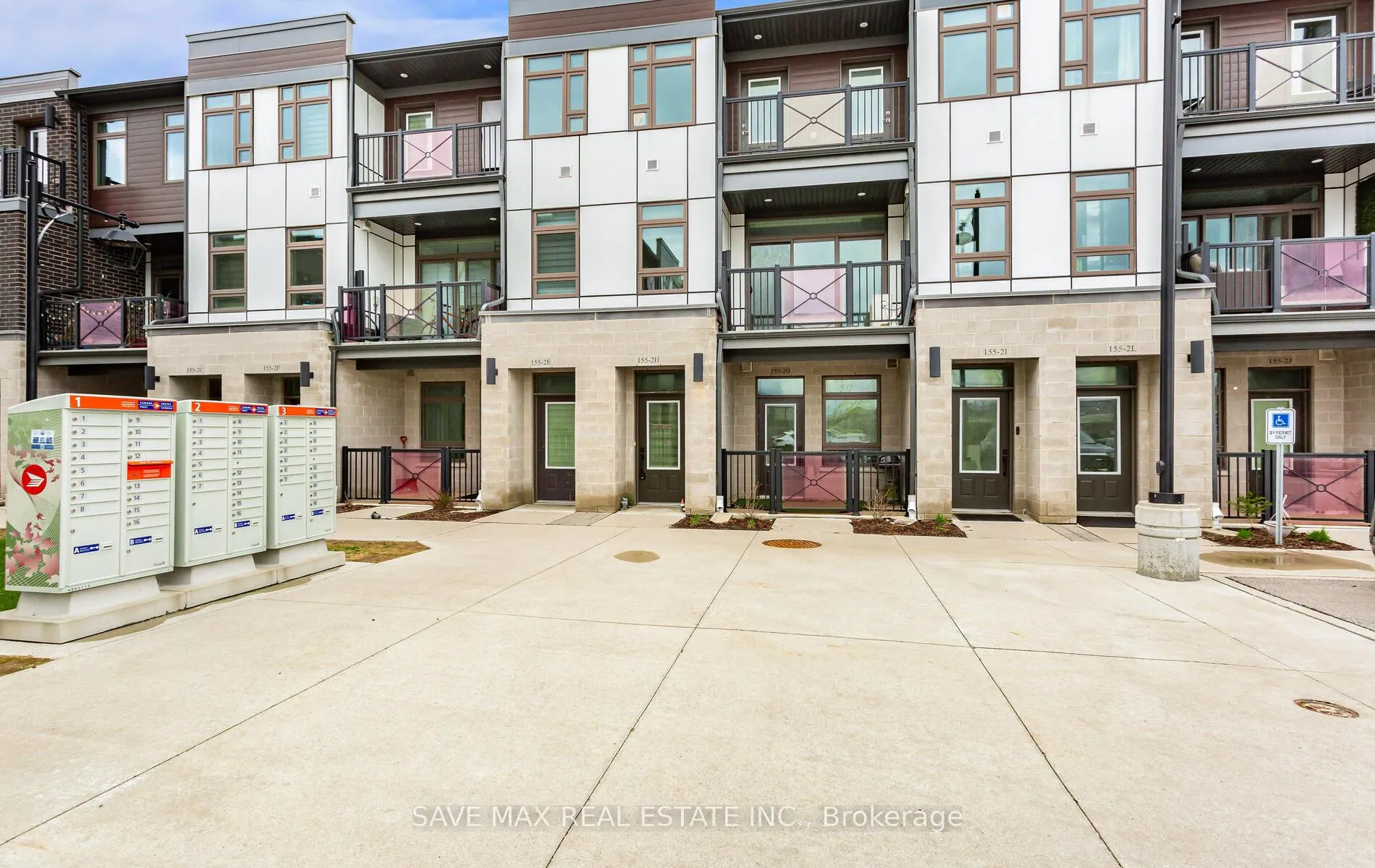 Photo 1 of Unit 2H, 155 Thomas Slee Drive, Kitchener, Doon South — HOMEH