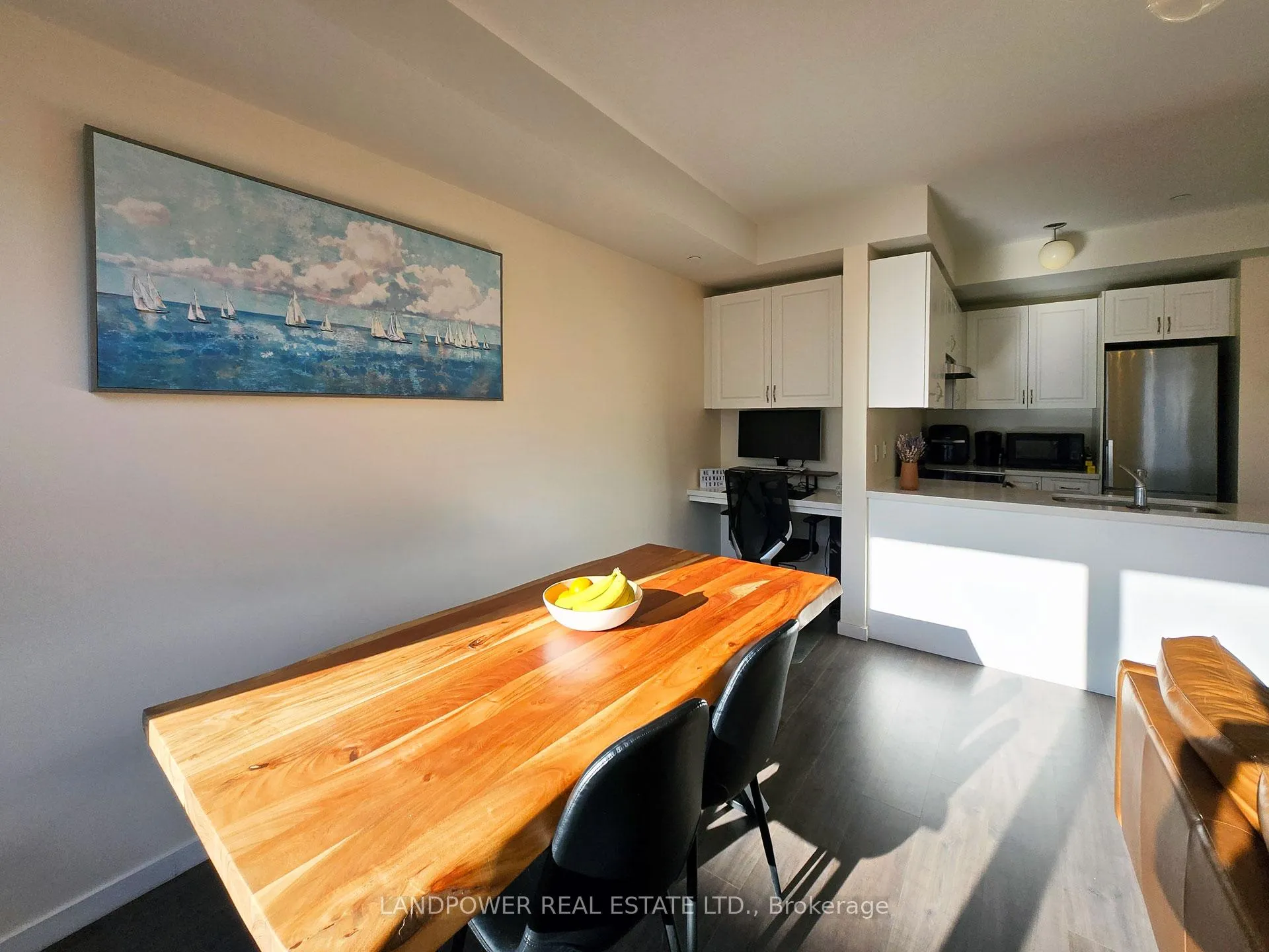 Photo 5 of Unit 92, 500 Alex Gardner Circle, Aurora, Aurora Heights — HOMEH