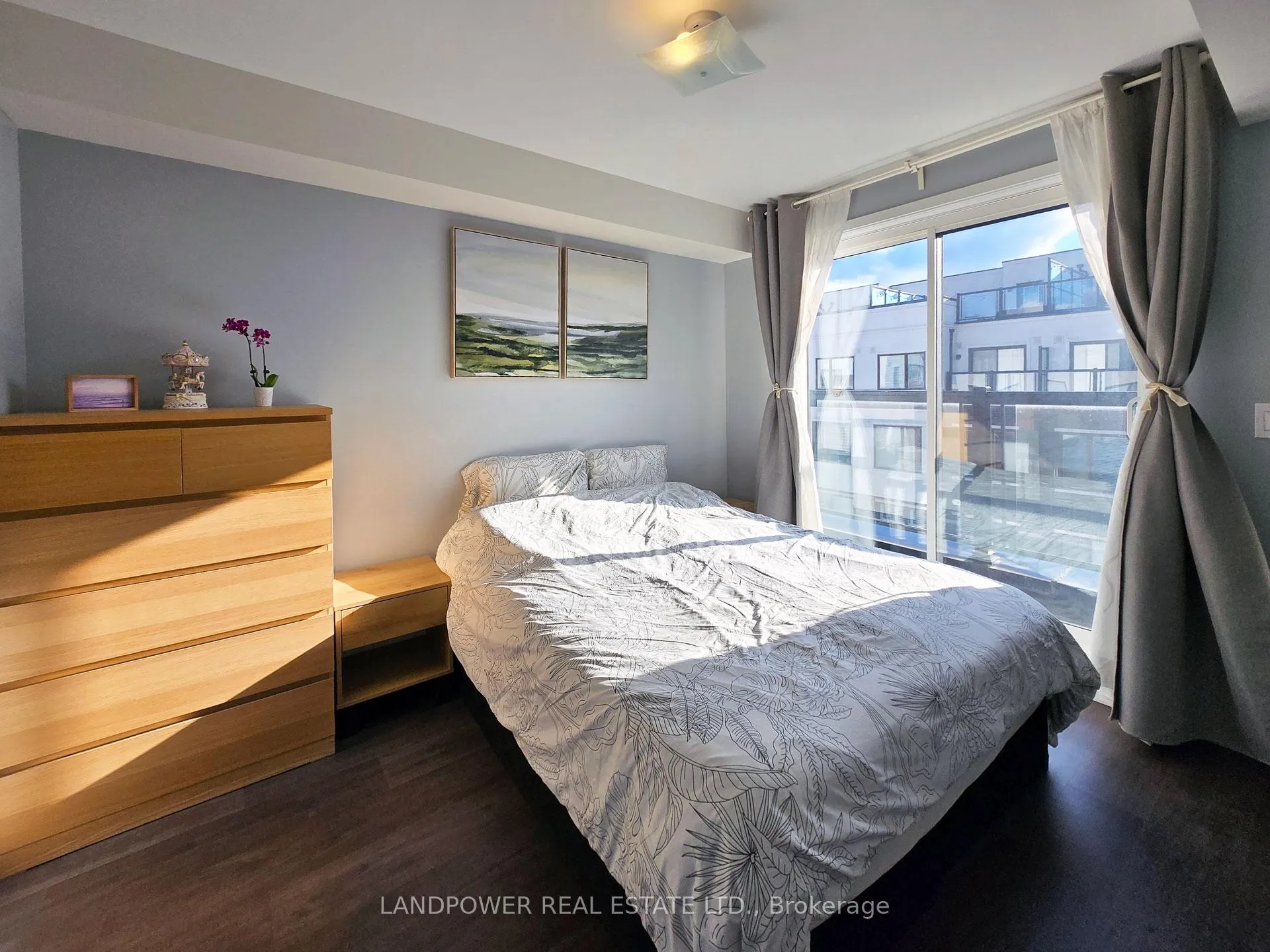 Photo 12 of Unit 92, 500 Alex Gardner Circle, Aurora, Aurora Heights — HOMEH