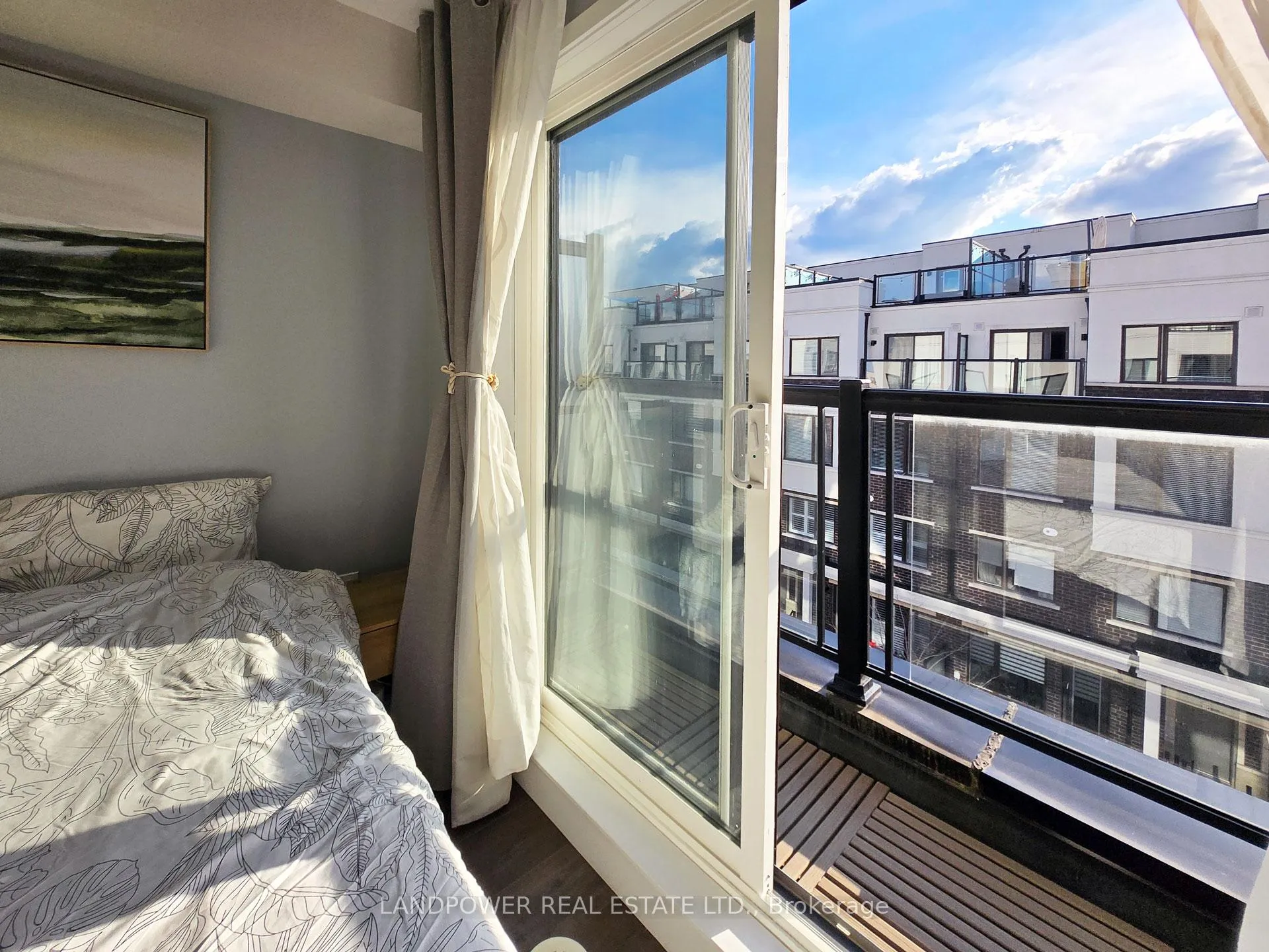 Photo 15 of Unit 92, 500 Alex Gardner Circle, Aurora, Aurora Heights — HOMEH