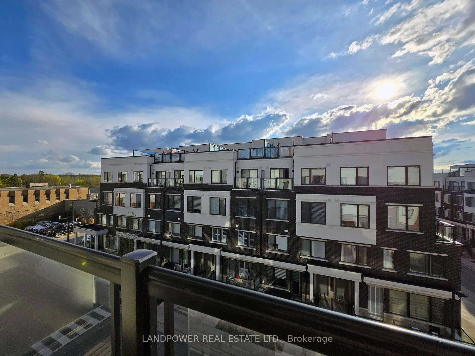 Photo 16 of Unit 92, 500 Alex Gardner Circle, Aurora, Aurora Heights — HOMEH