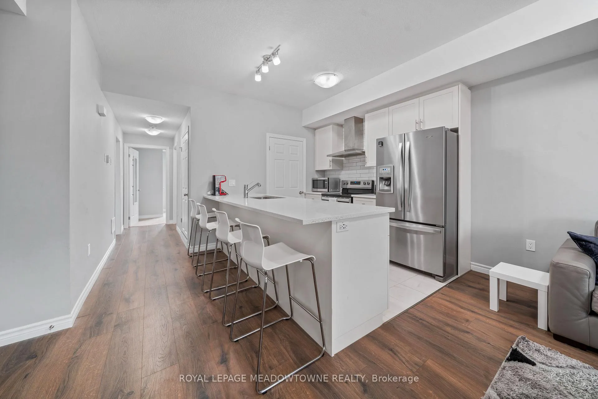 Photo 4 of Unit 6, 182 Oat Lane, Kitchener — HOMEH