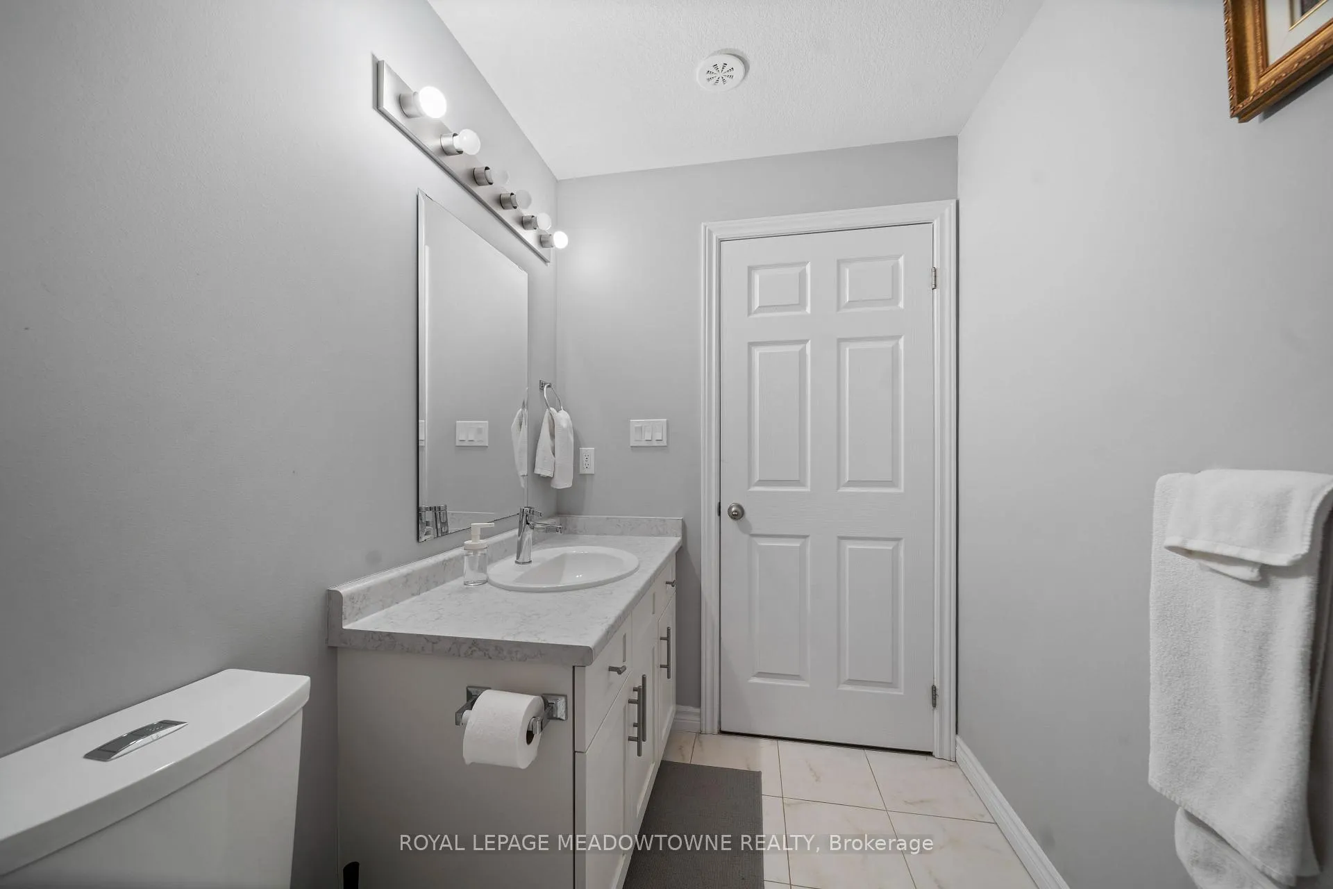 Photo 15 of Unit 6, 182 Oat Lane, Kitchener — HOMEH