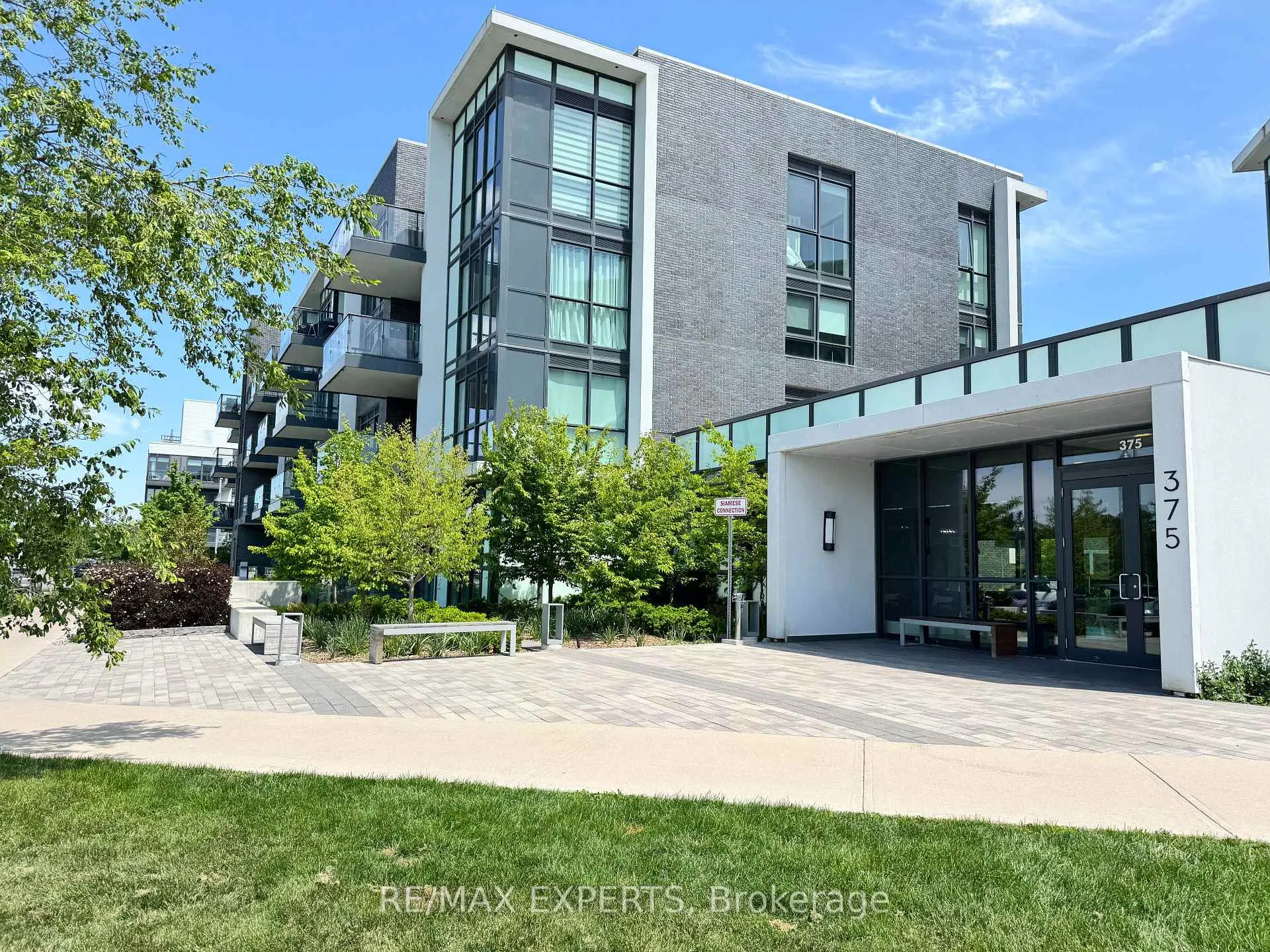 Front of Unit 435, 375 Sea Ray Avenue