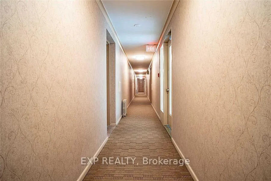 Photo 4 of Unit 704, 78 Warren Road, Toronto, Casa Loma — HOMEH