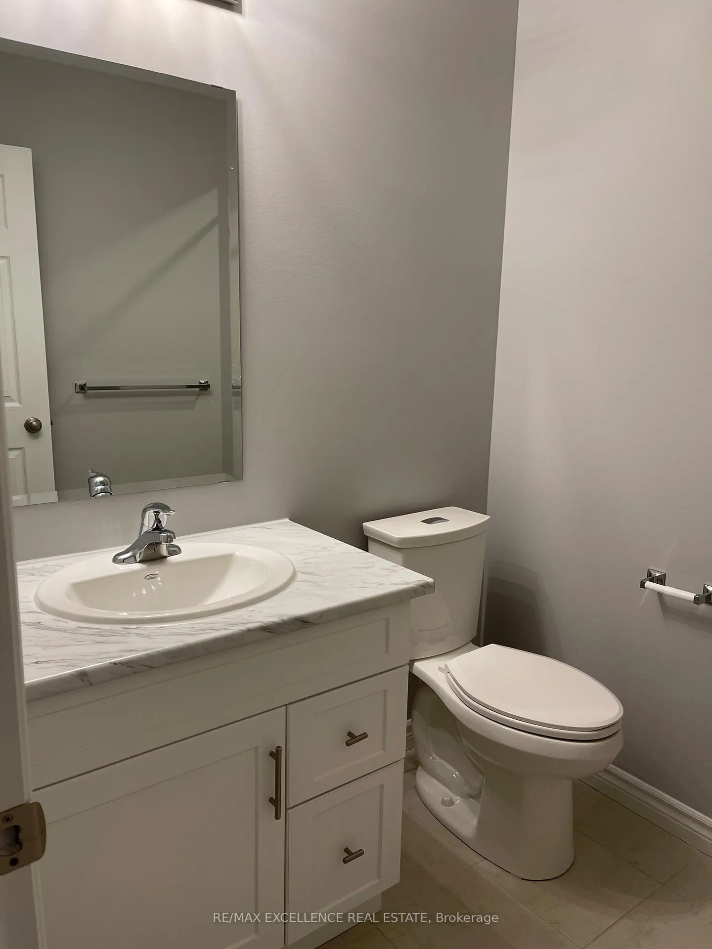 Photo 8 of 116 Wheat Lane N, Kitchener — HOMEH